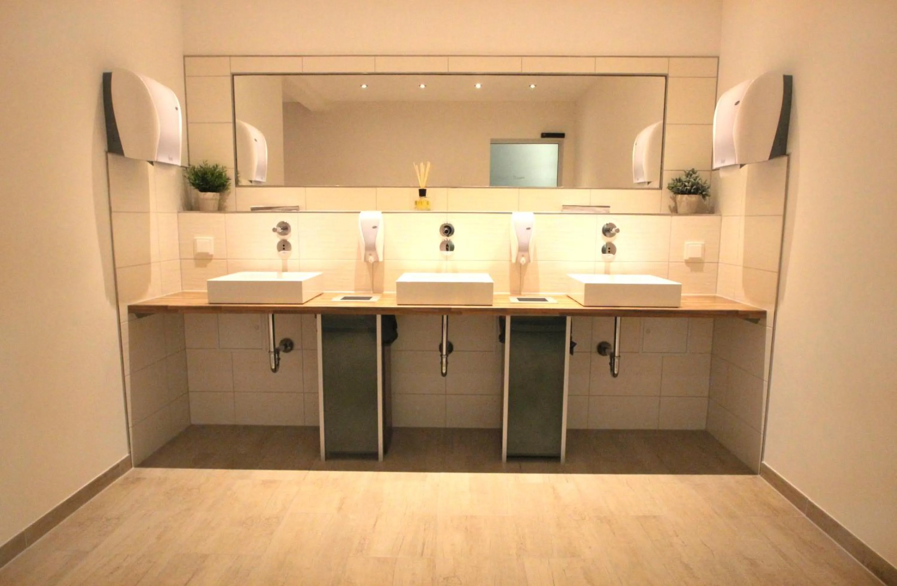 Toilet in Hotel Restaurant Litermont