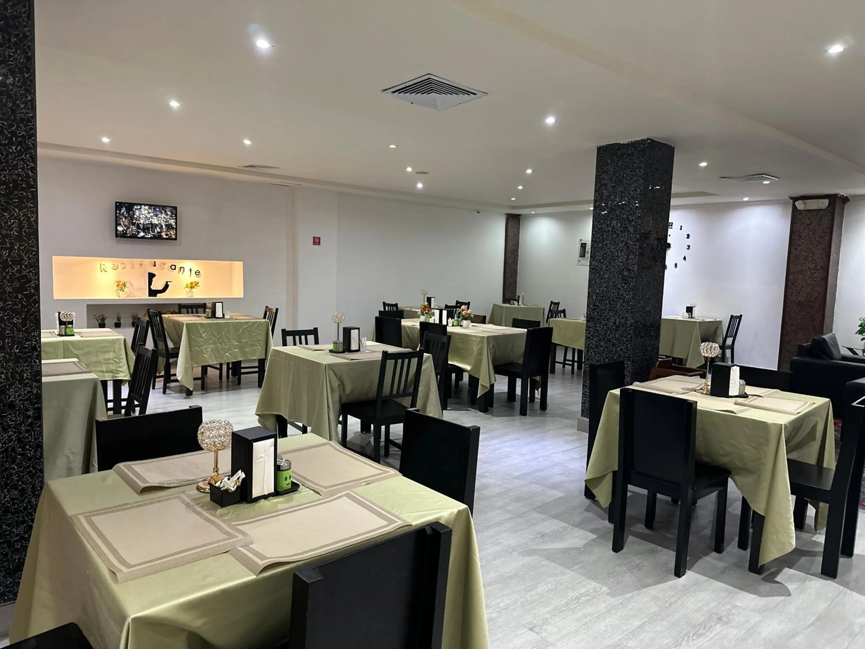 Restaurant/places to eat in Ramada by Wyndham Princess Santo Domingo