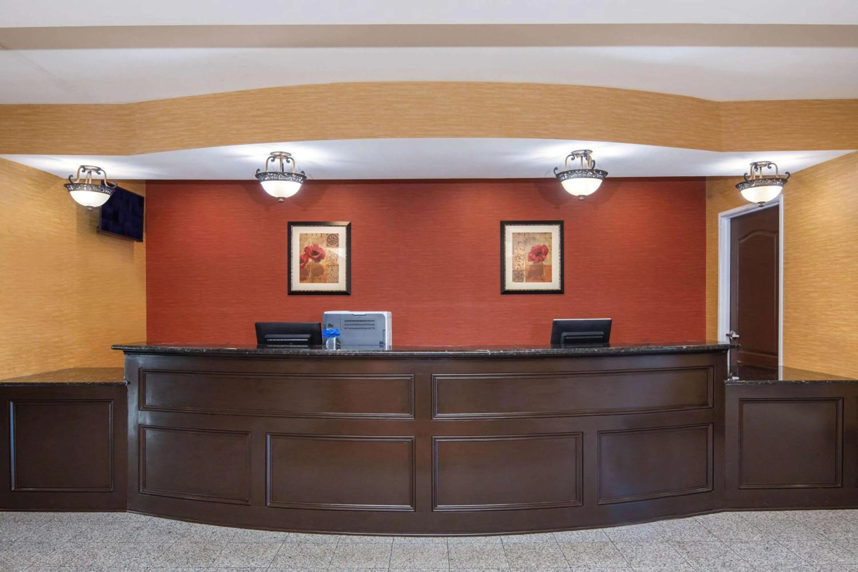 Lobby or reception in La Quinta by Wyndham Atlanta Union City