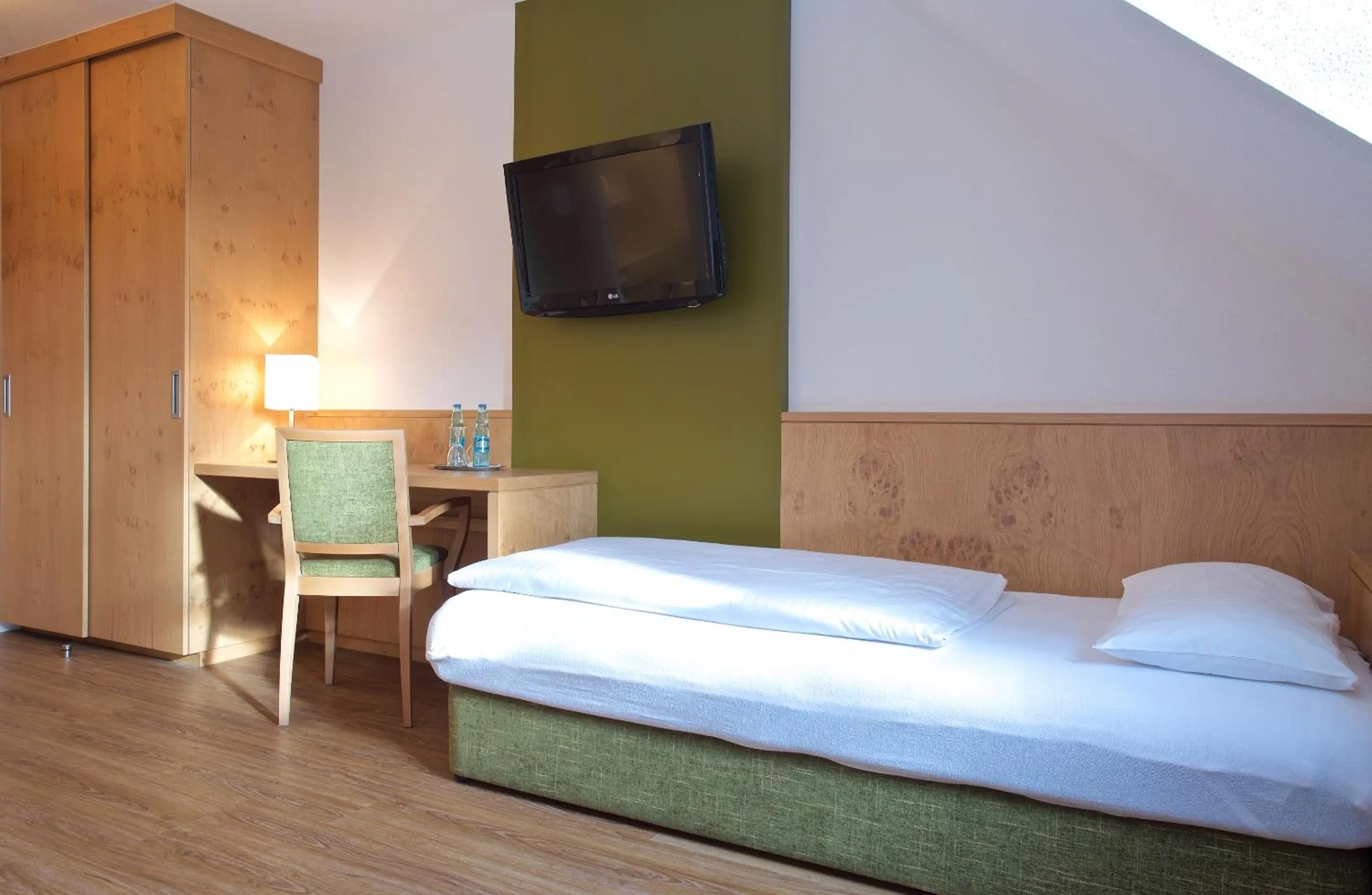 Bed in Hotel zur Mühle