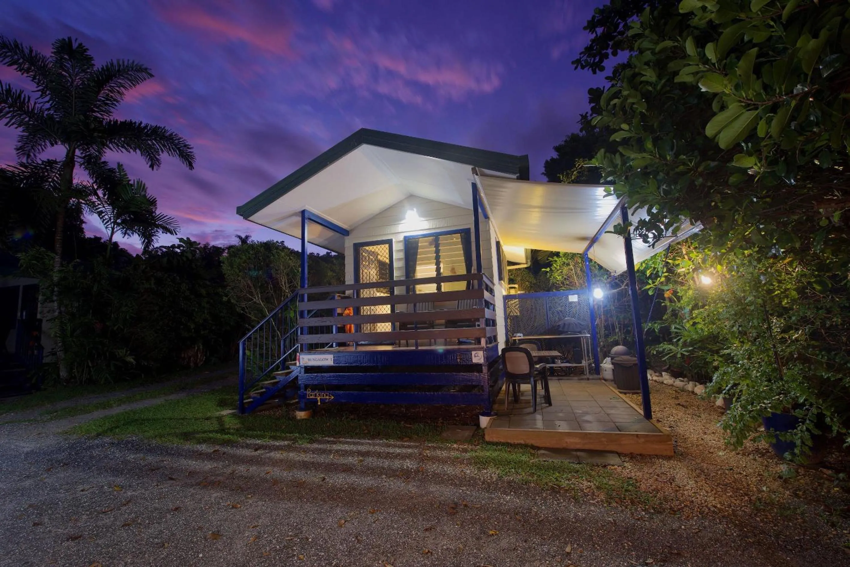 Property building in Thornton Beach Bungalows Daintree