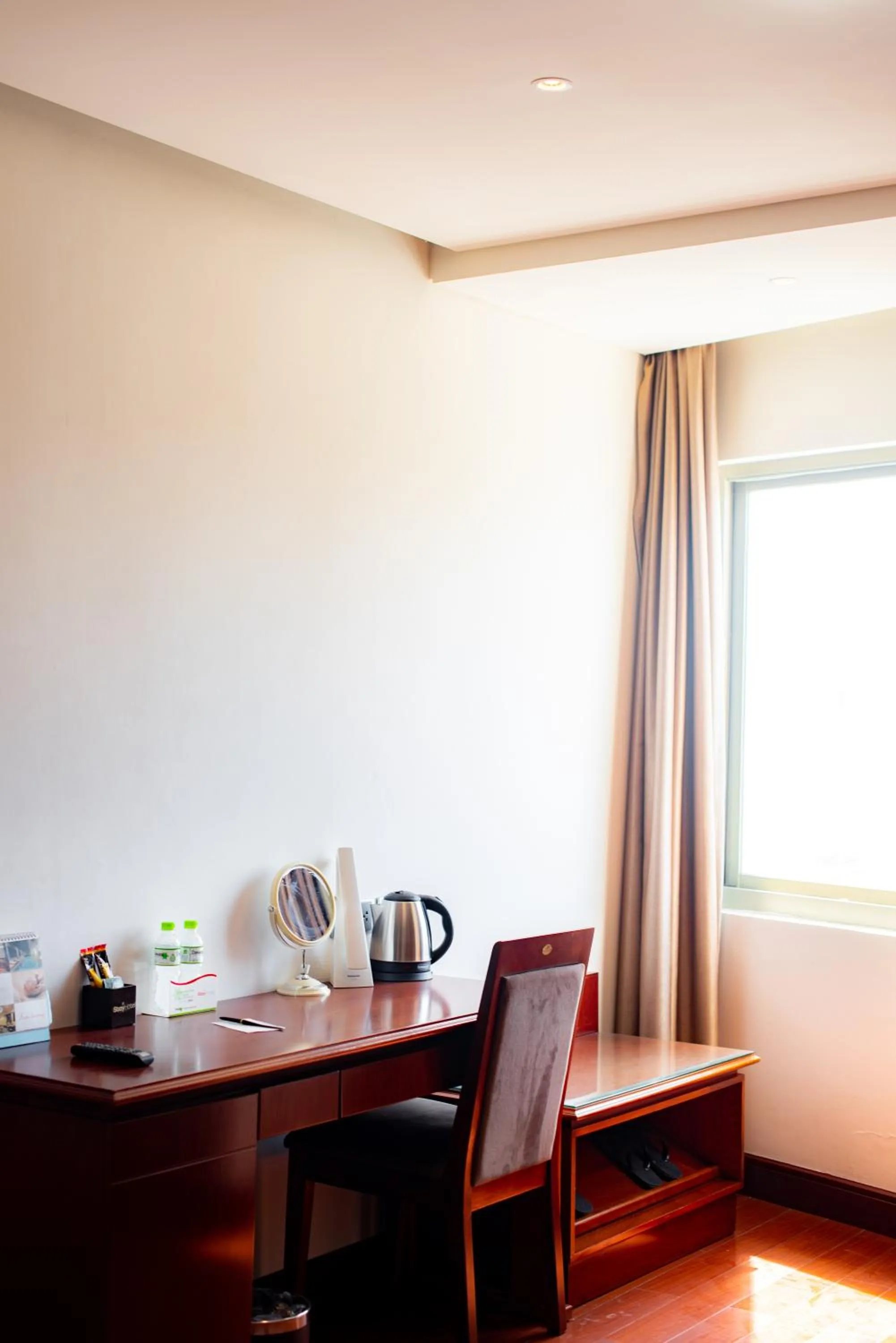 Coffee/tea facilities in Stay Hotel