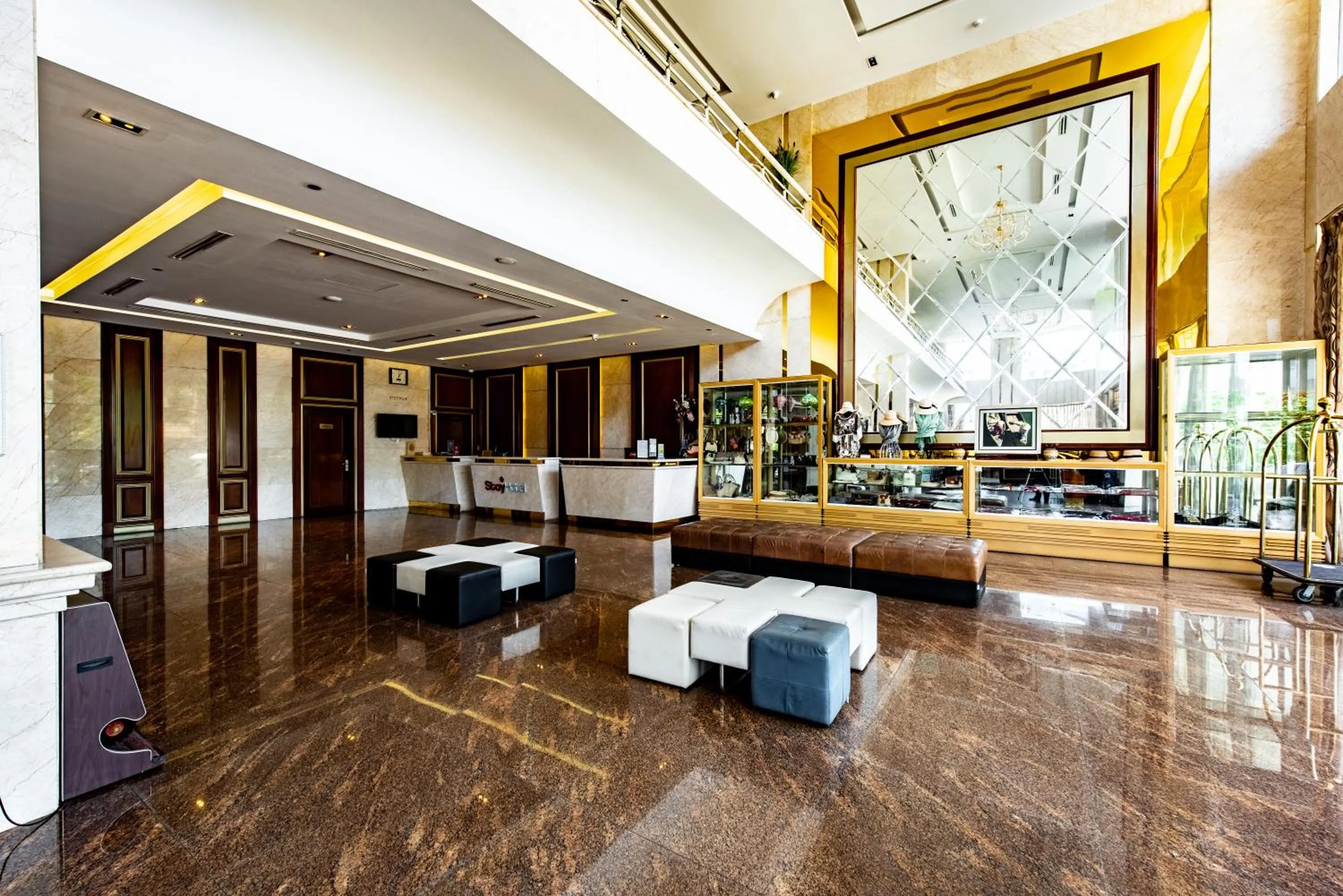 Lobby or reception in Stay Hotel