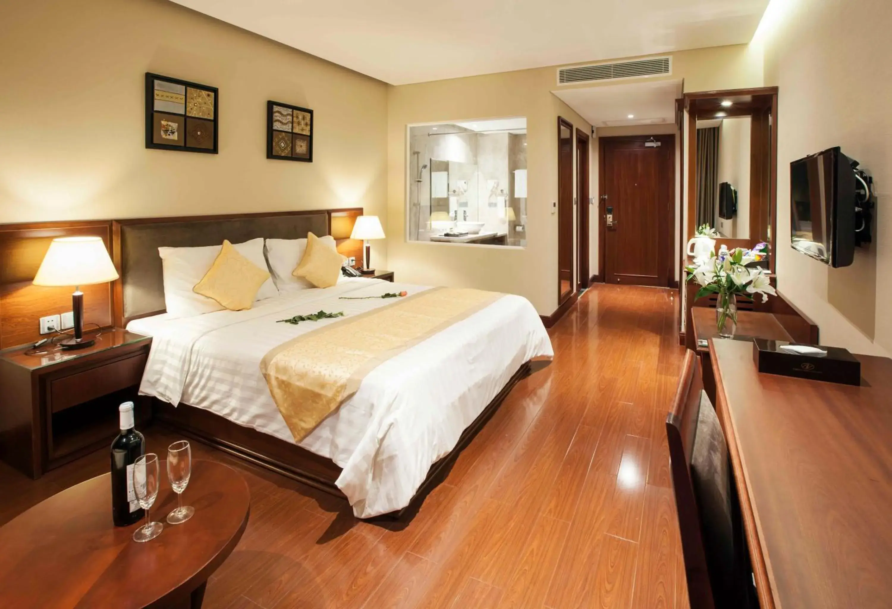 Deluxe Double Room in Stay Hotel Deluxe Double Room in Stay Hotel