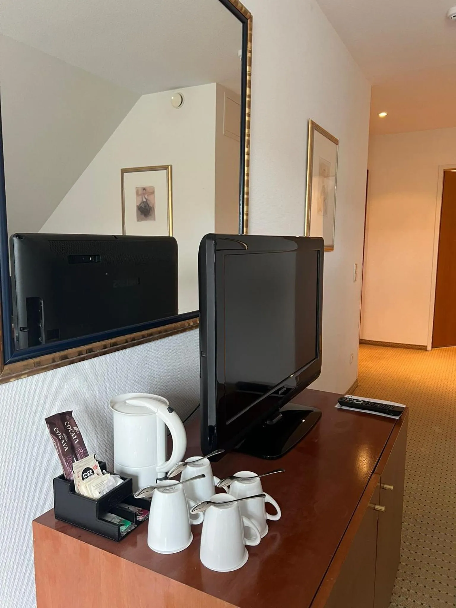 Coffee/tea facilities in NOVOTEL Hildesheim City
