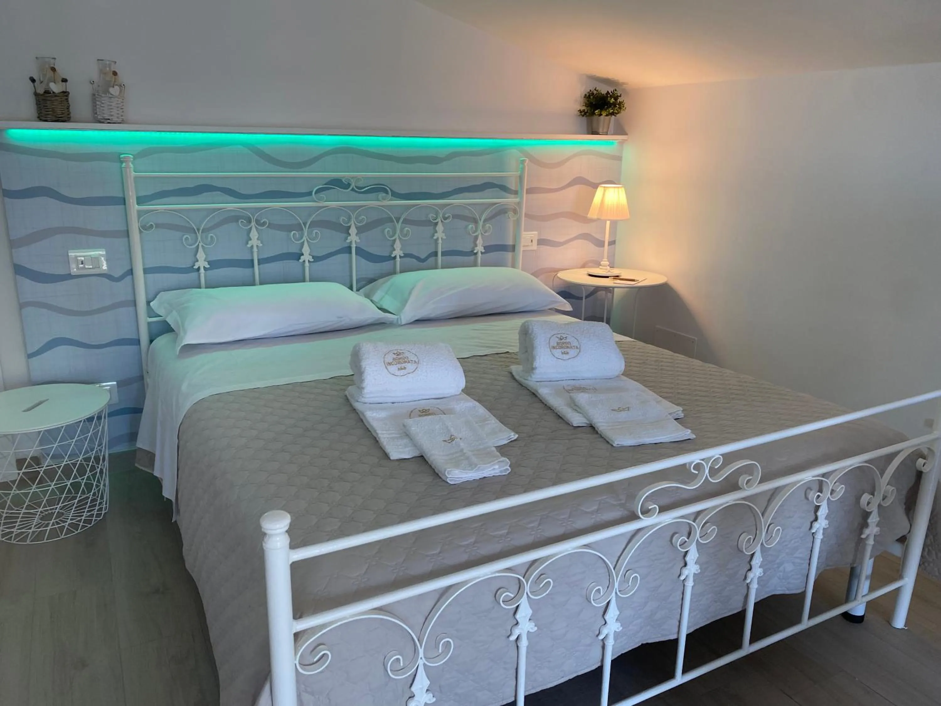 Bed in Borgo Incoronata B&B