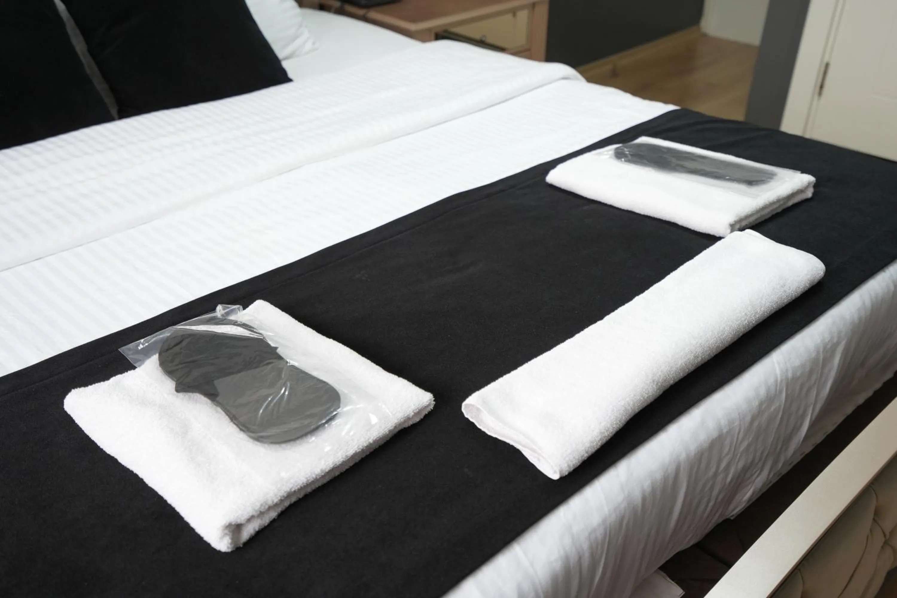 Bed in Luka Suit Hotel