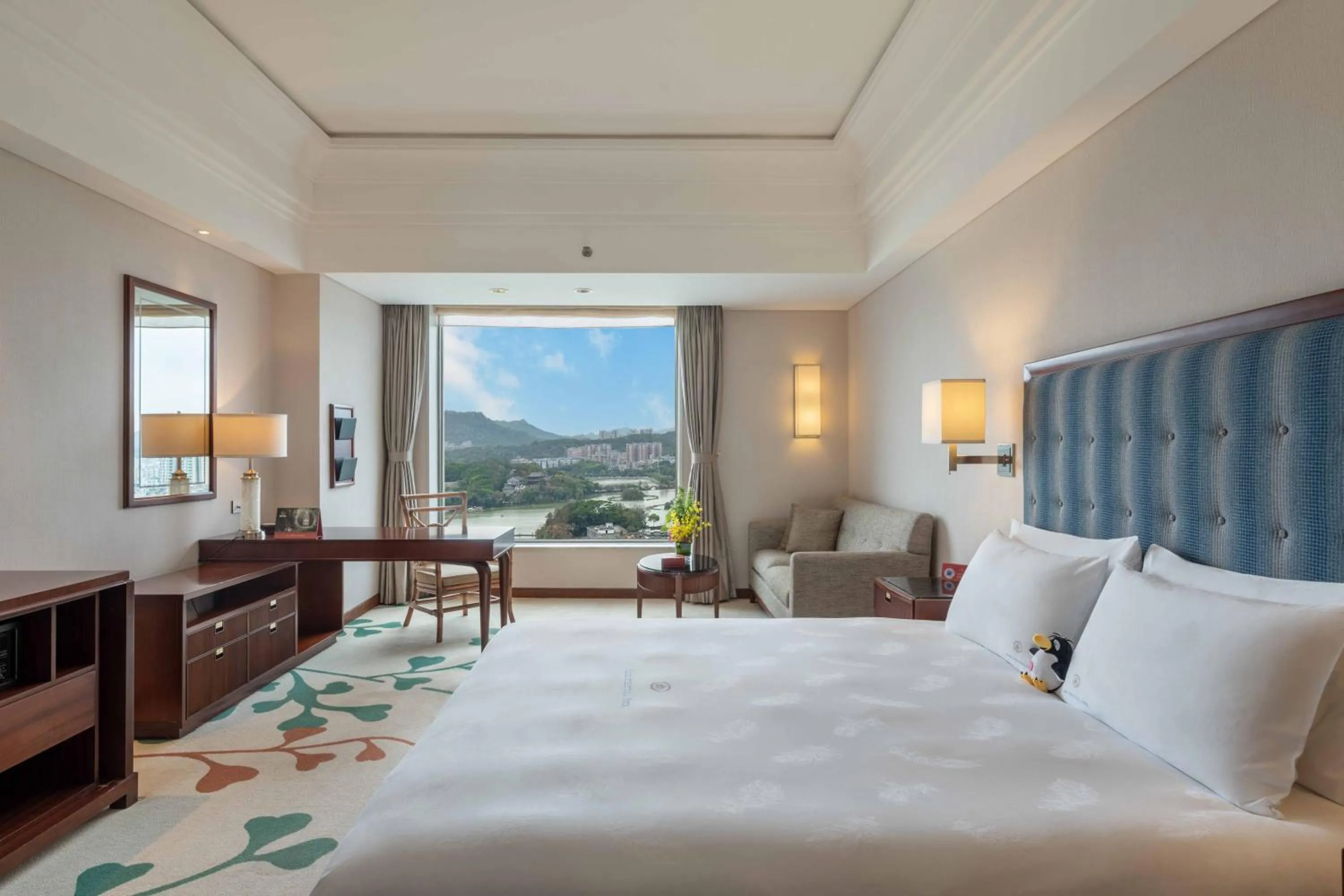 Property building, Bed in Huizhou Kande International Hotel