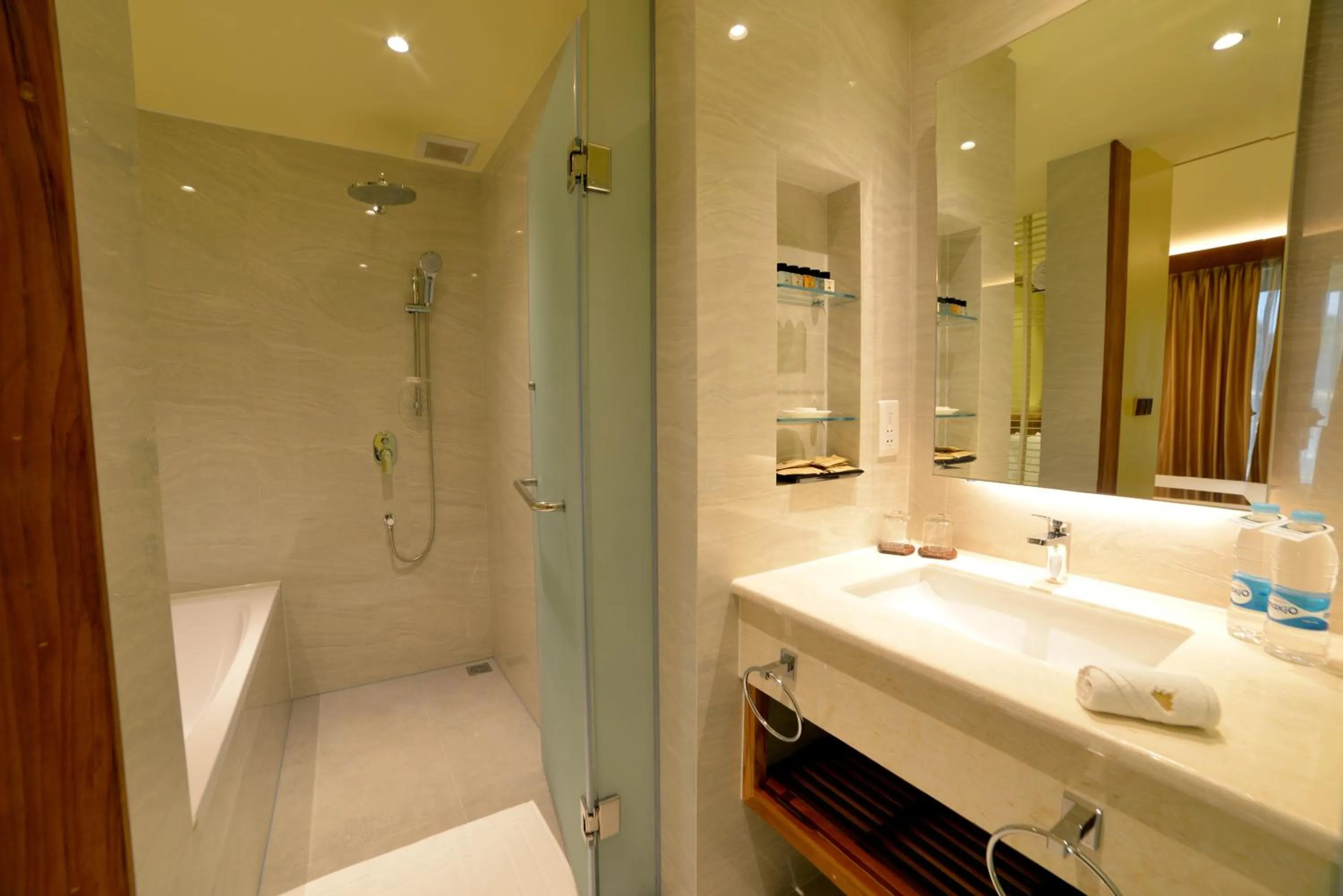 Bathroom in Bagan Thiripyitsaya Sanctuary Resort