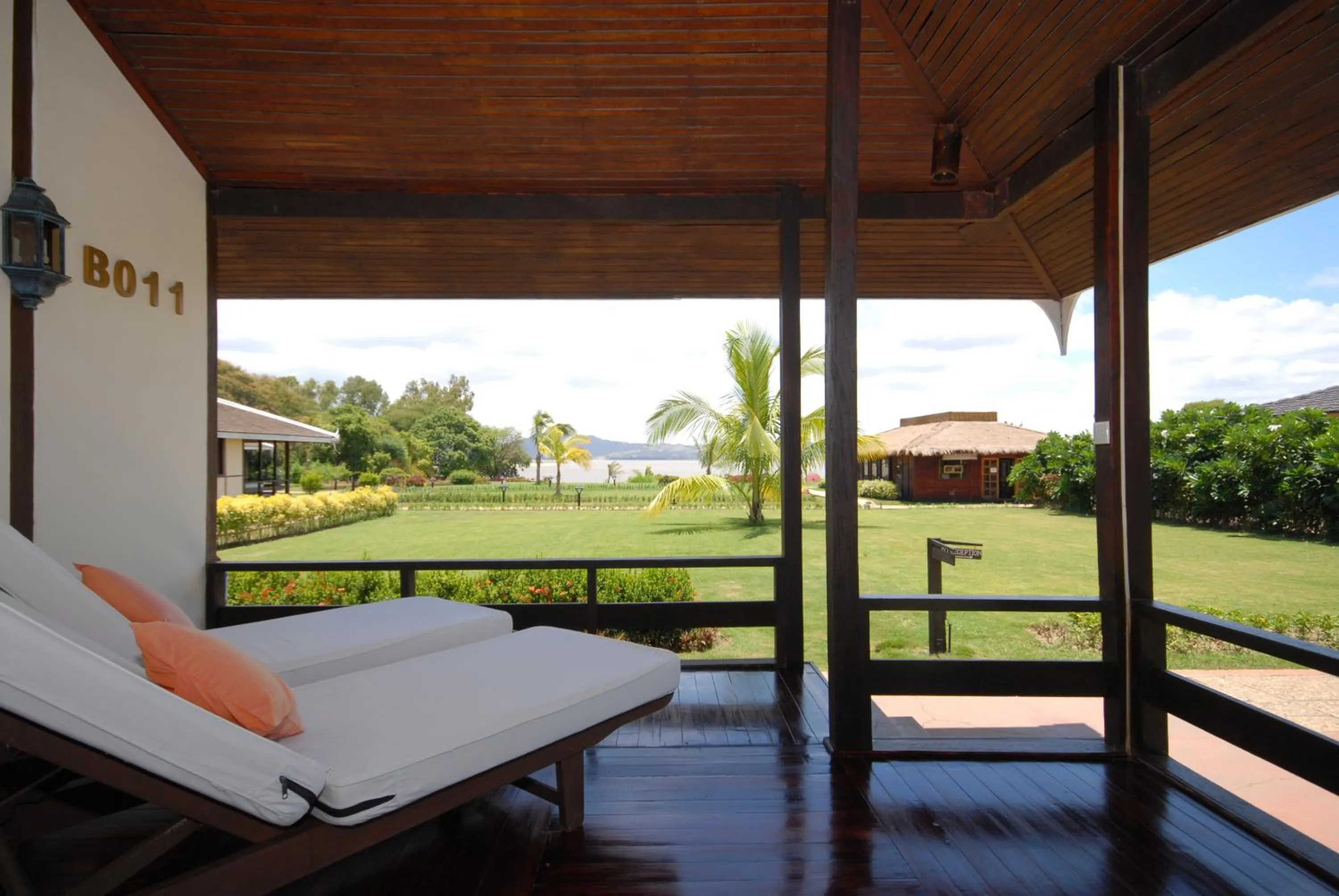Balcony/Terrace in Bagan Thiripyitsaya Sanctuary Resort