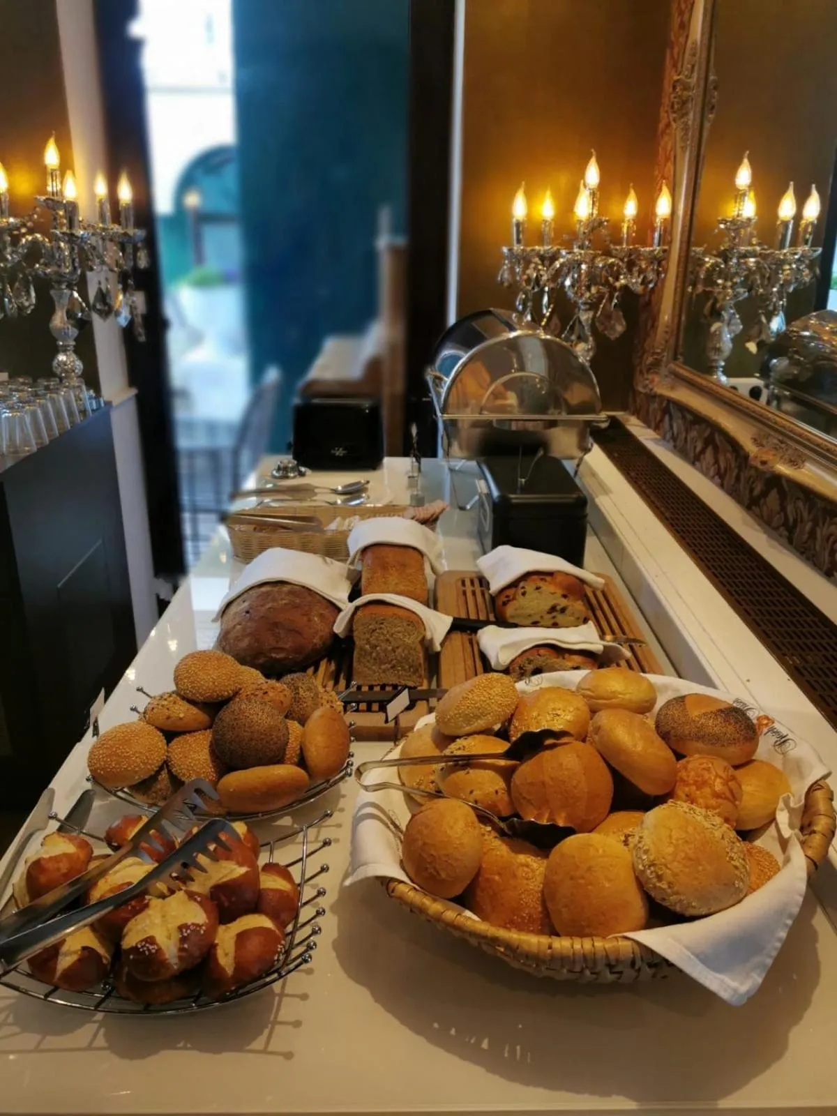 Buffet breakfast in Boutiquehotel Goldhahn Bio Sport & Wellness