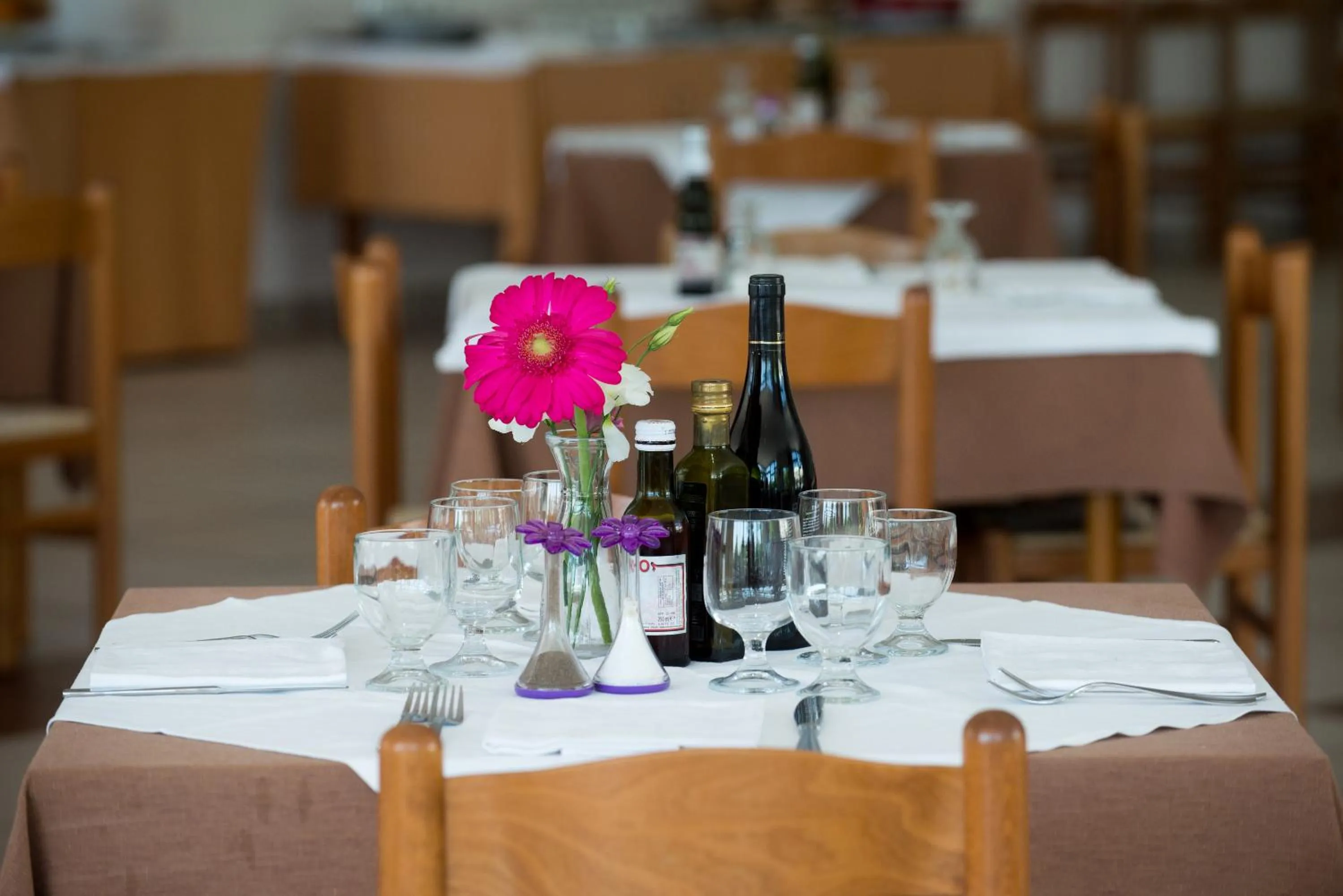 Restaurant/places to eat in Villaggio Alkantara