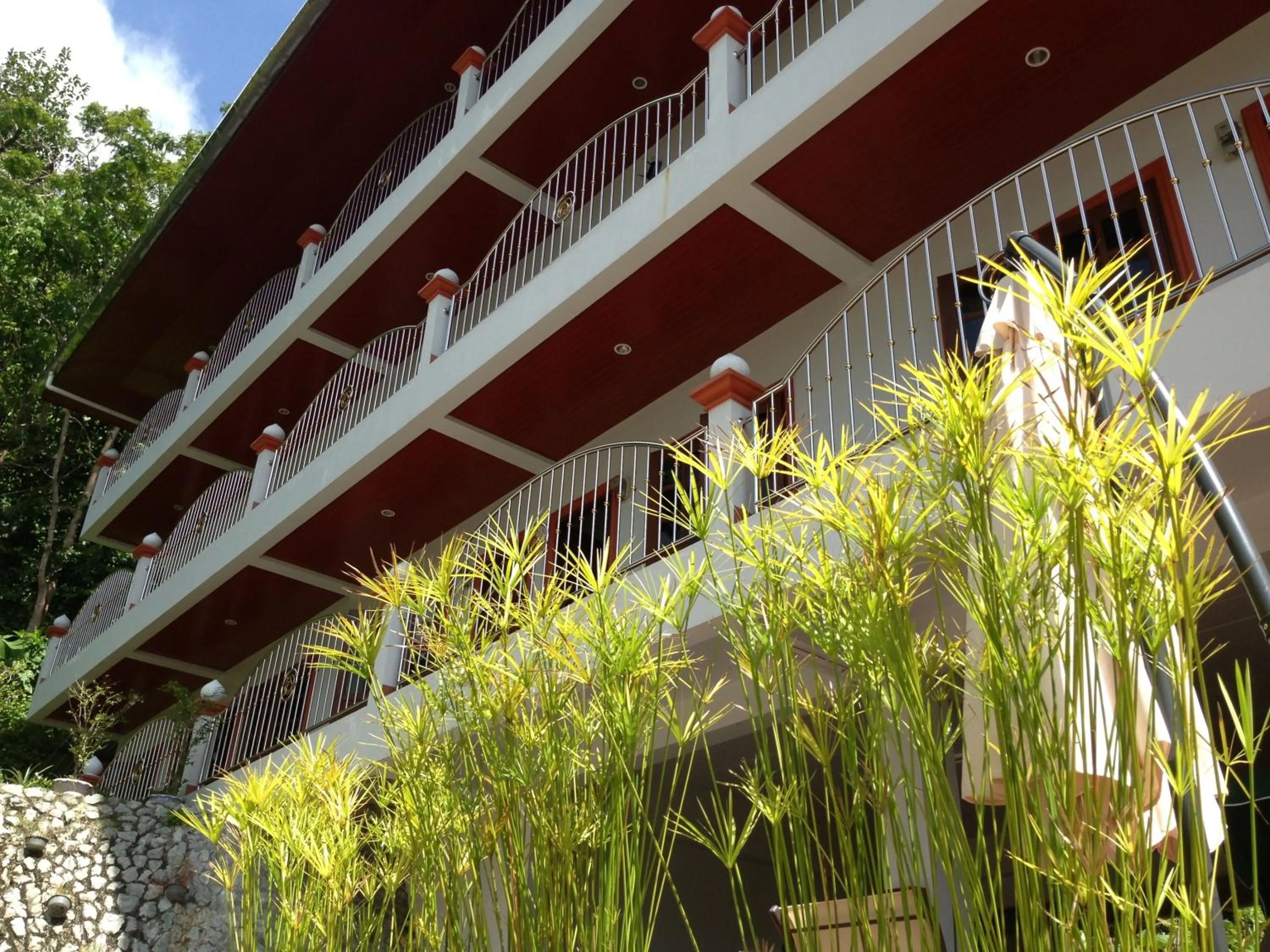 Property building in Grand View