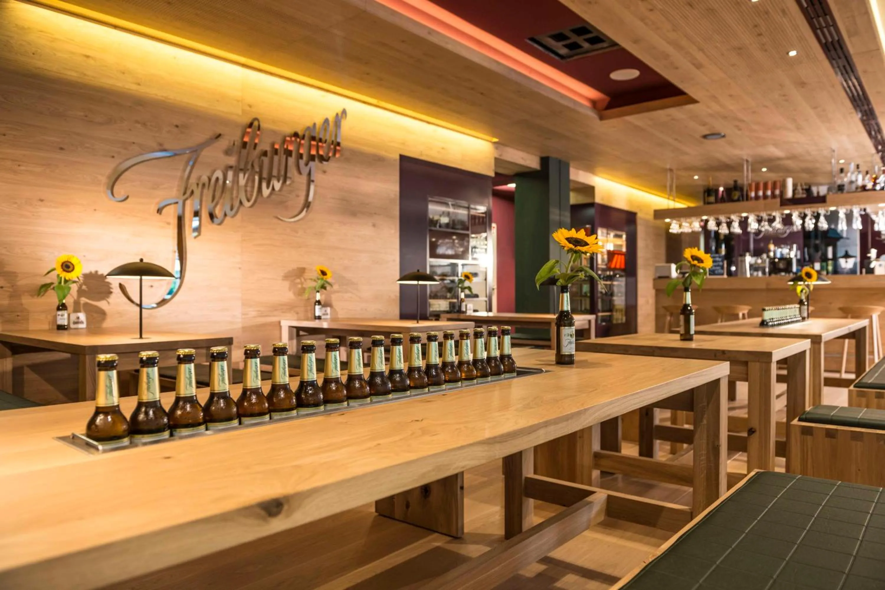 Lounge or bar in Dorint Thermenhotel Freiburg