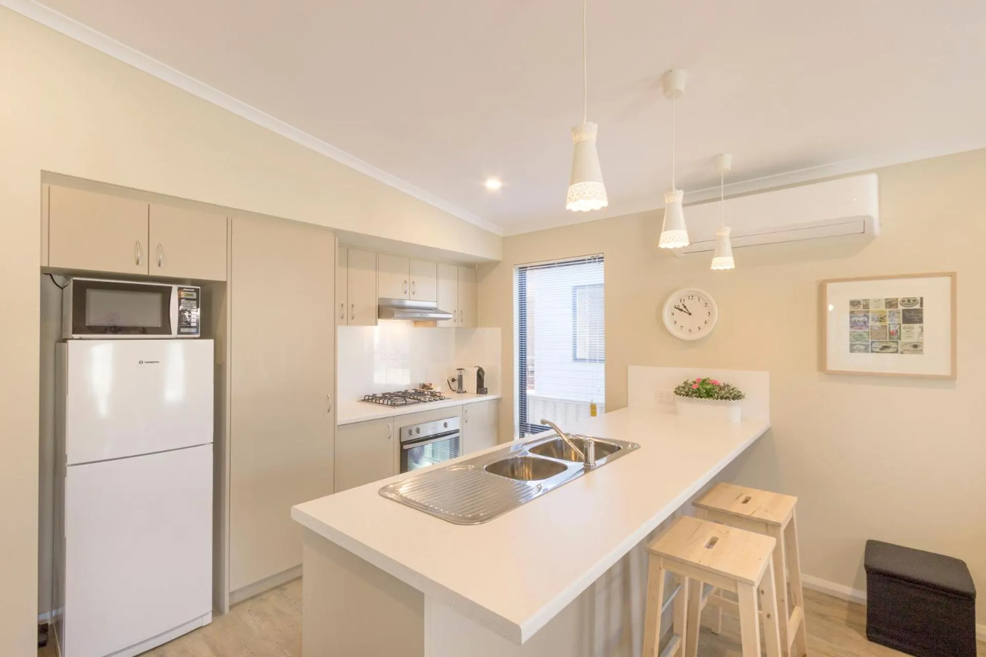 Kitchen or kitchenette in Tasman Holiday Parks - Serpentine Falls