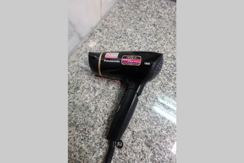 S2 Silom Large room 4-6 guests Full kitchen WIFI