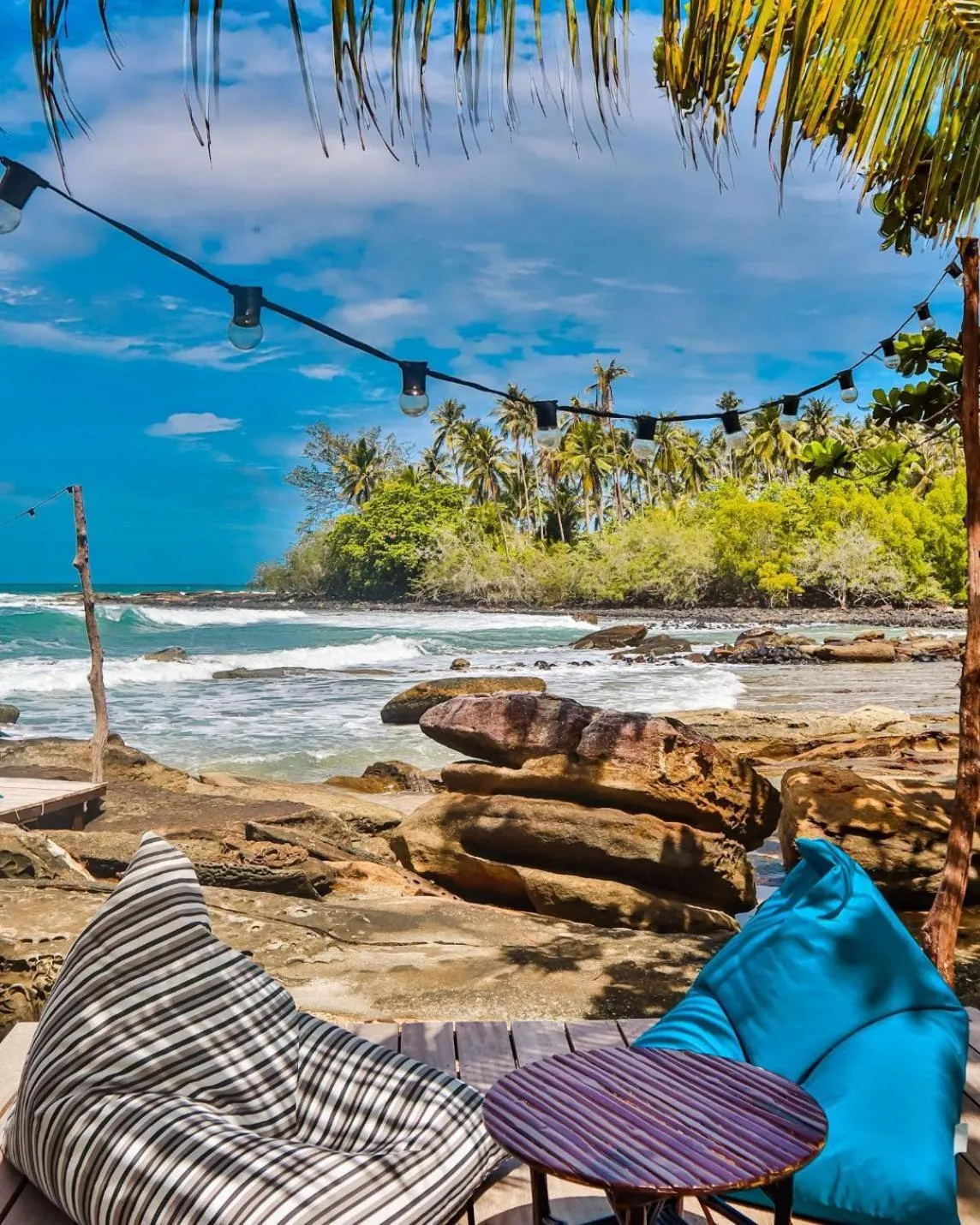 Restaurant/places to eat in Shantaa Resort, Kohkood