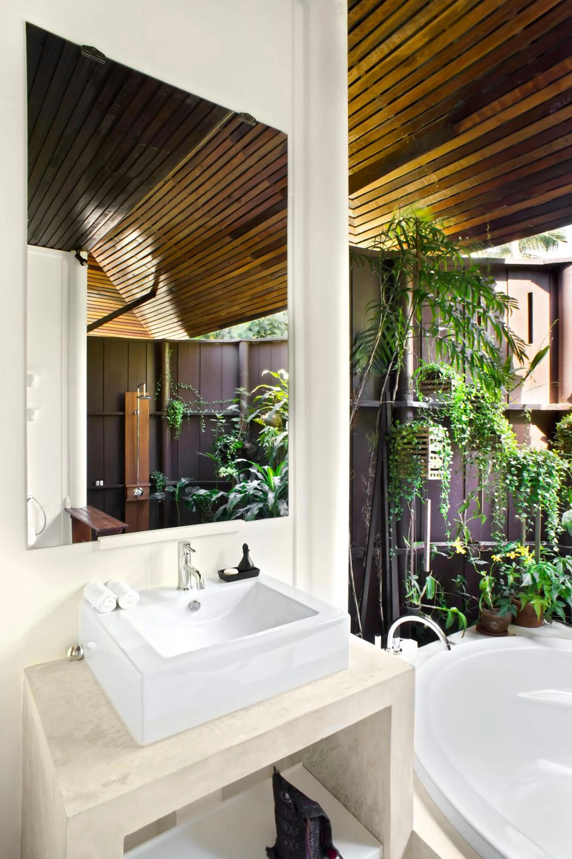 Bathroom in Shantaa Resort, Kohkood