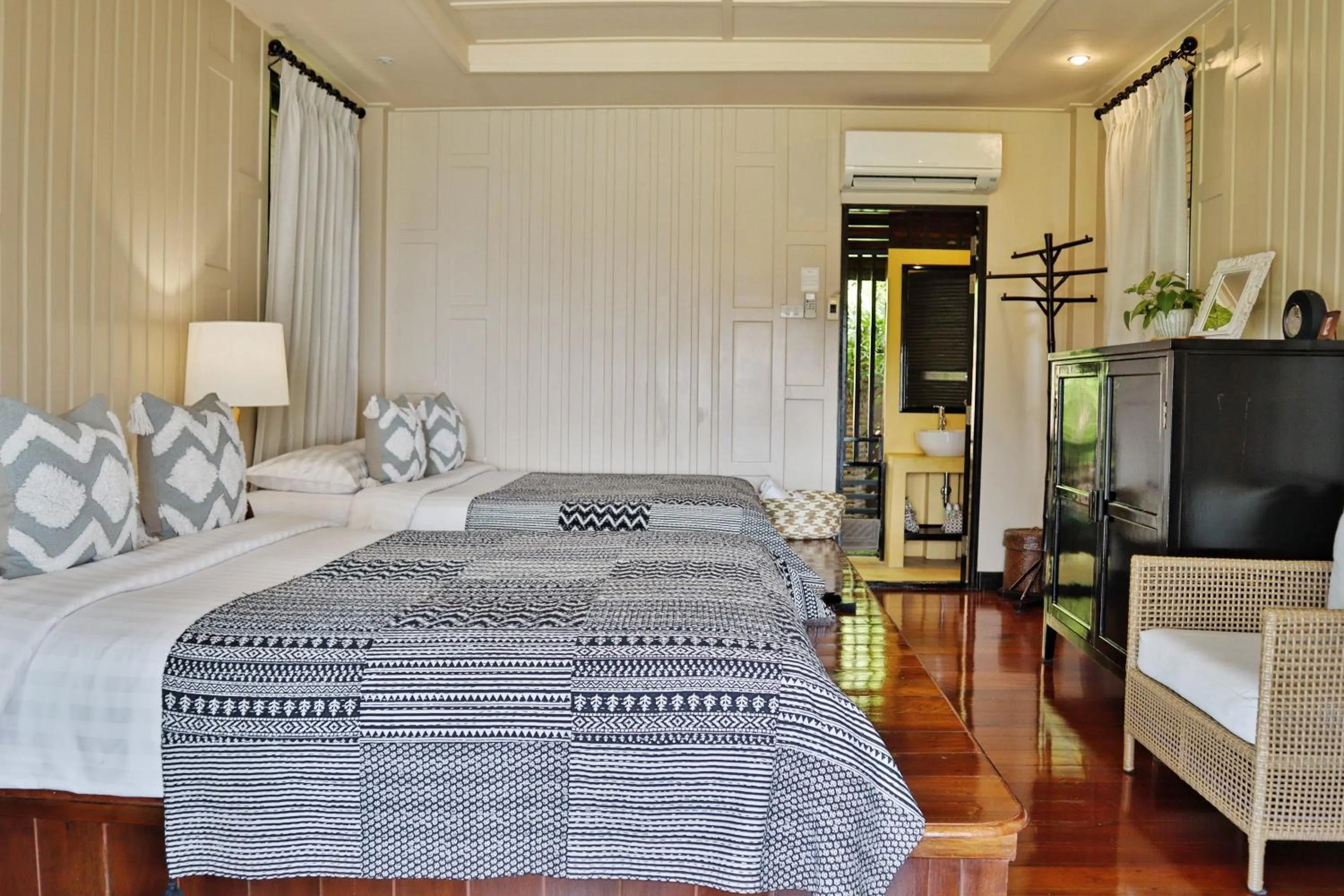 Bed in Shantaa Resort, Kohkood