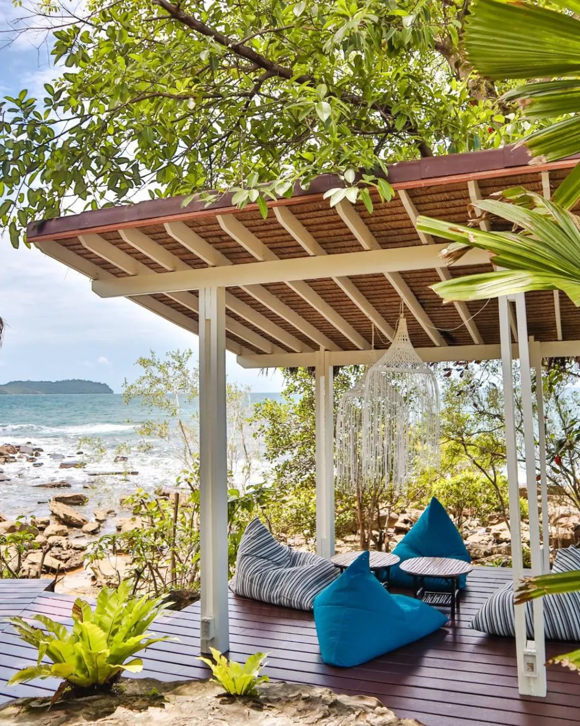 Restaurant/places to eat in Shantaa Resort, Kohkood