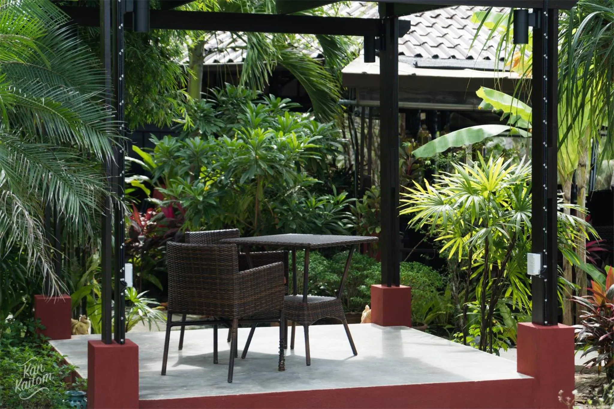 Restaurant/places to eat in Shantaa Resort, Kohkood