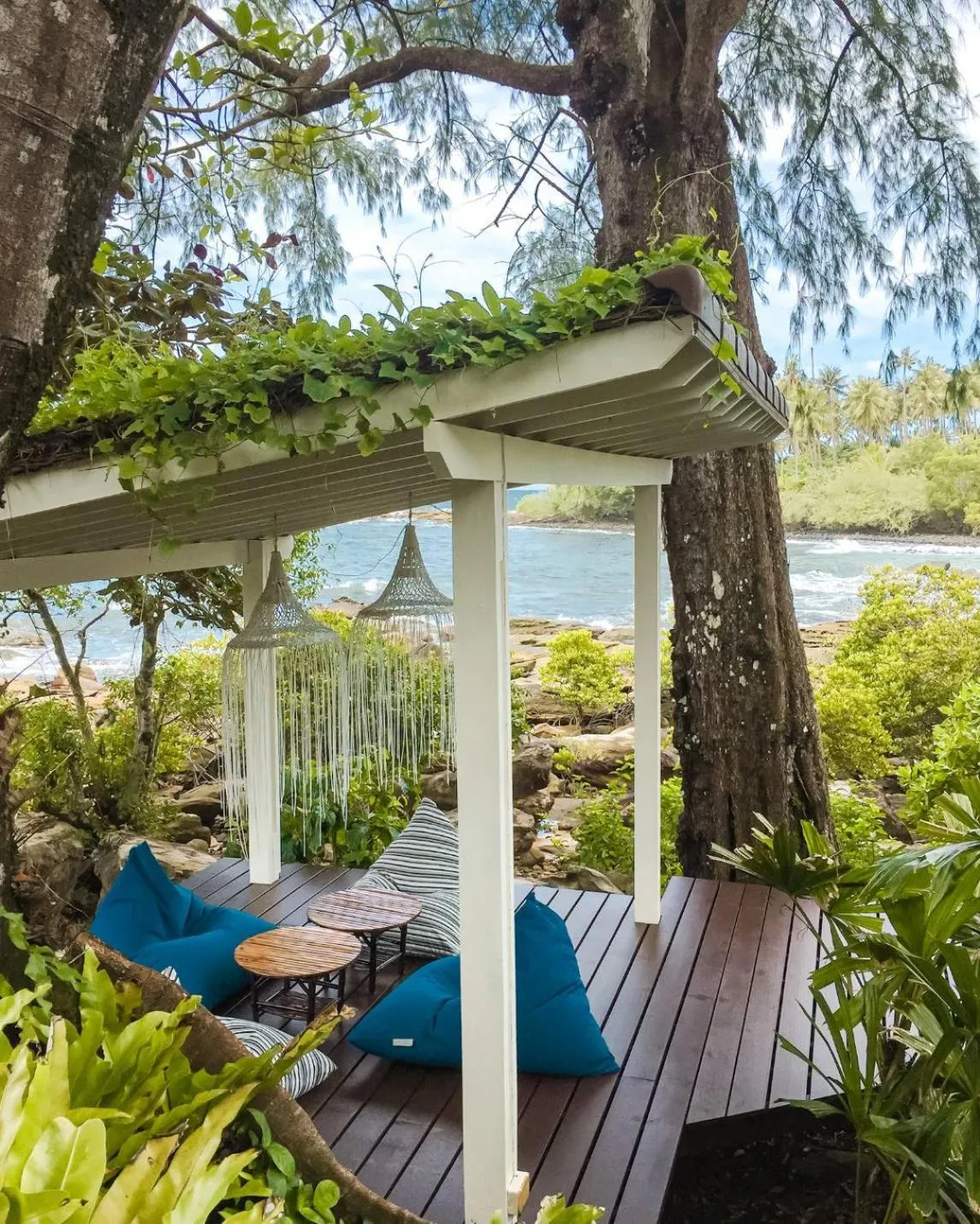 Restaurant/places to eat in Shantaa Resort, Kohkood