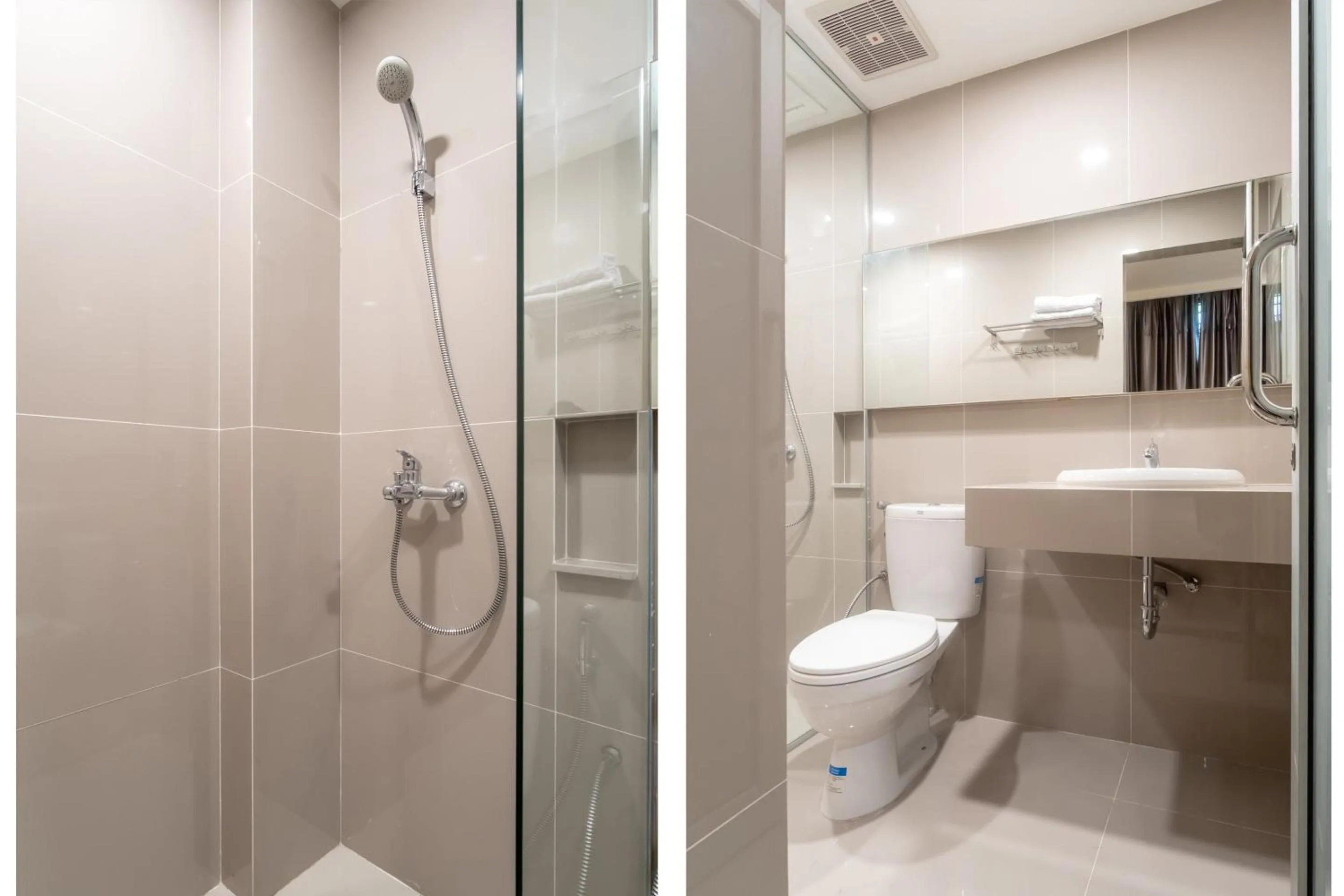 Bathroom in Hotel O Festive Inn