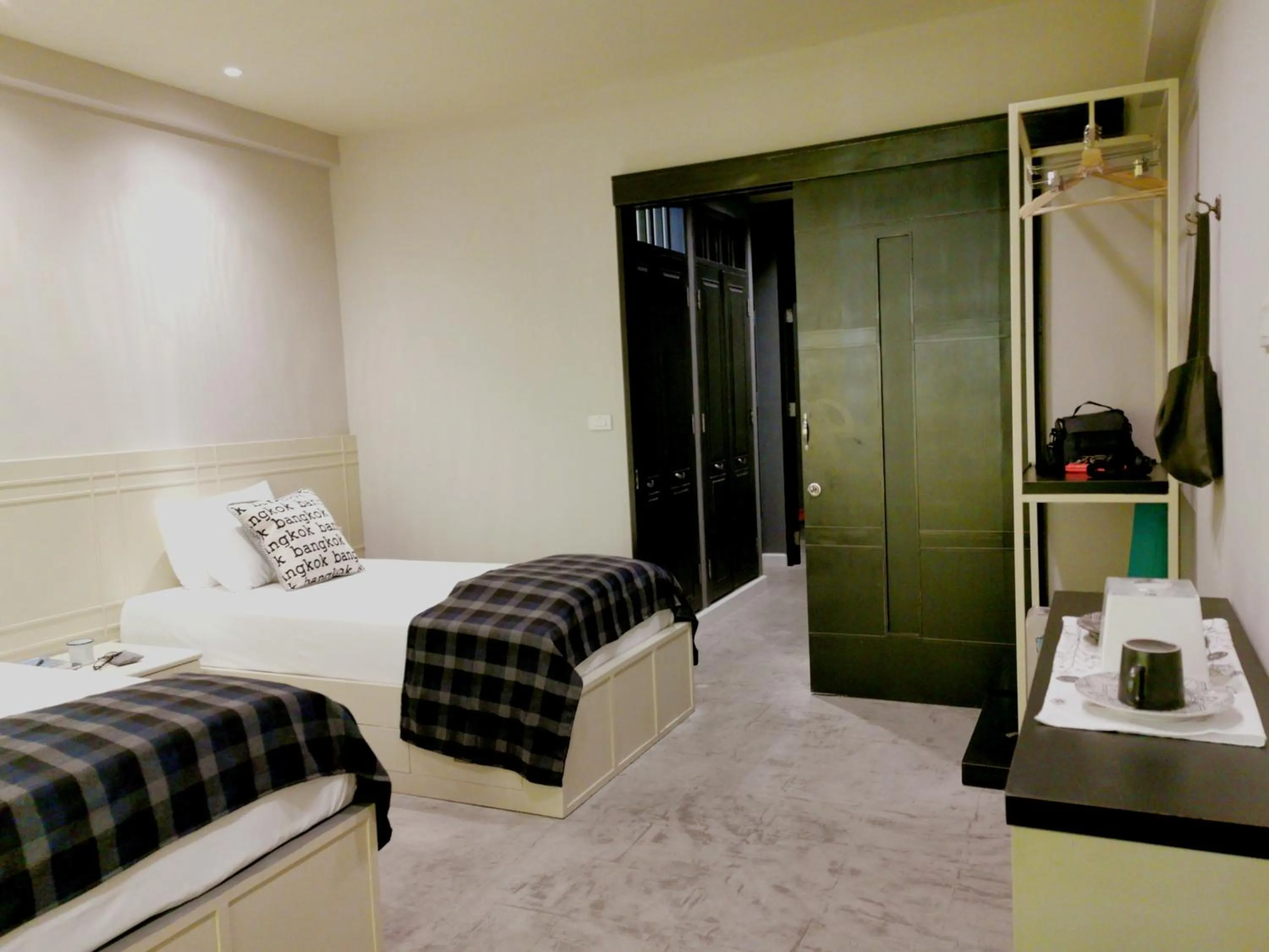 Bedroom, Bed in Chomm House