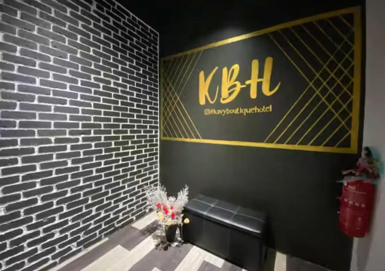Text overlay in Kavy Boutique Hotel @ KBH