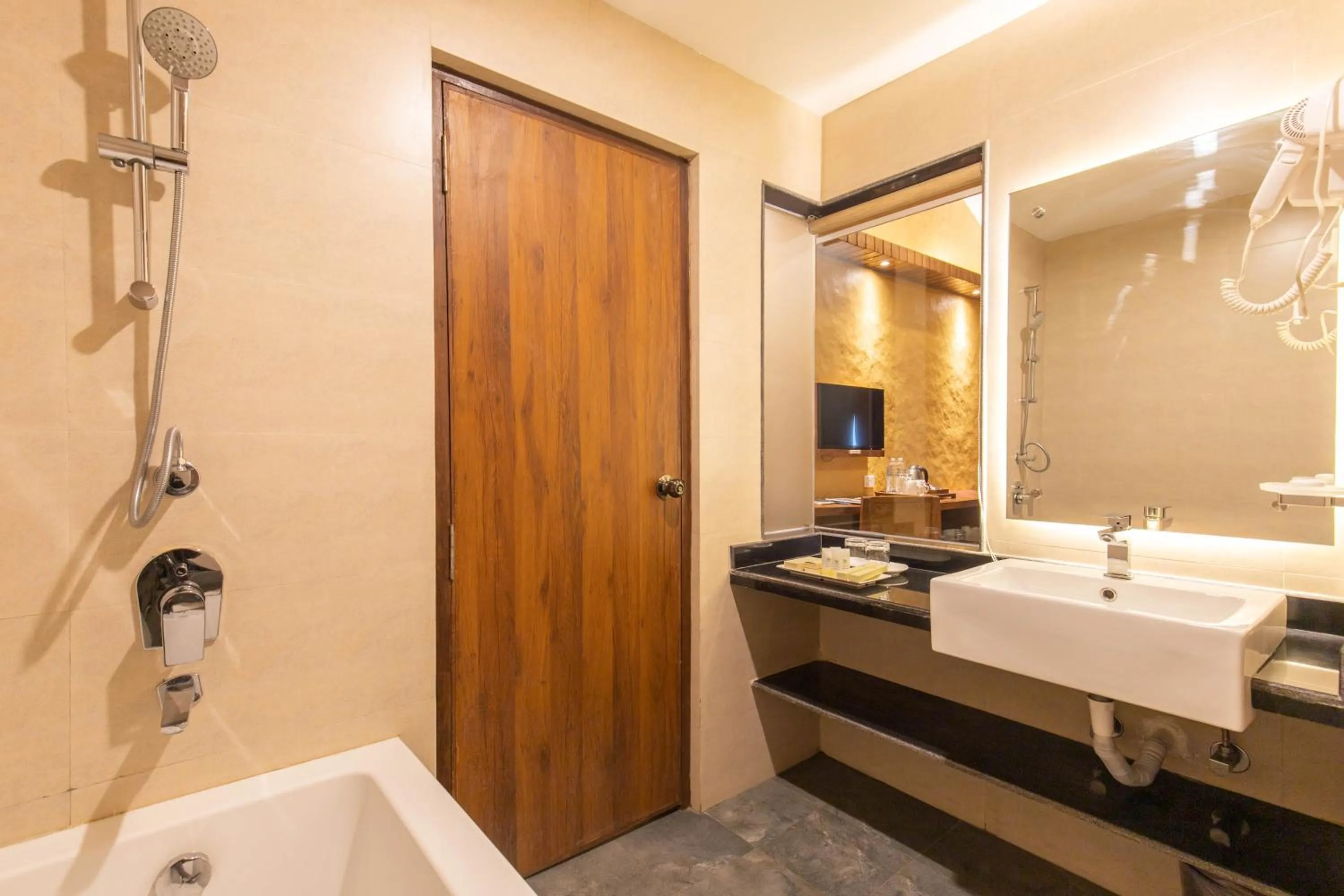 Bathroom in Bar Peepal Resort