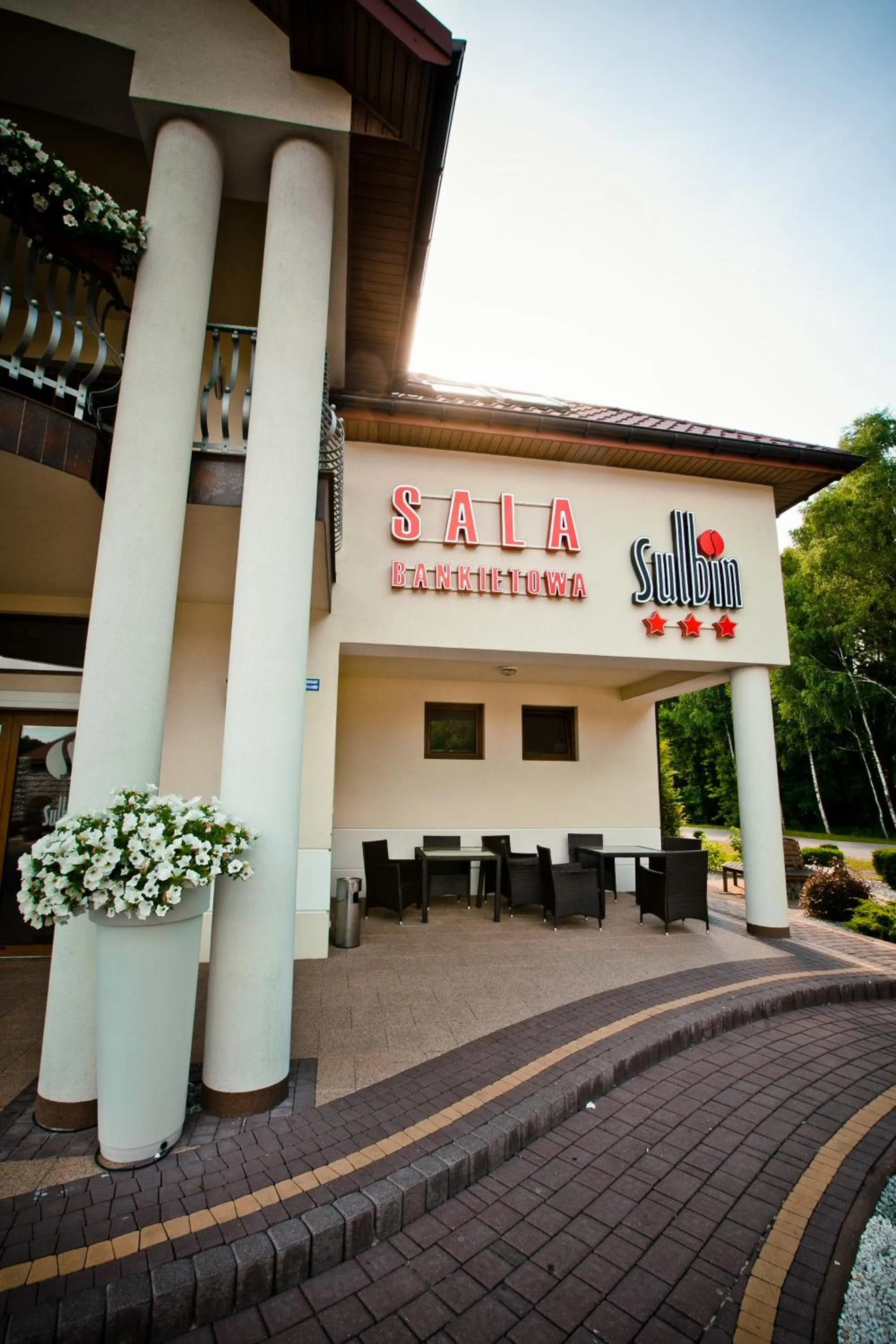 Property building in Hotel Sulbin
