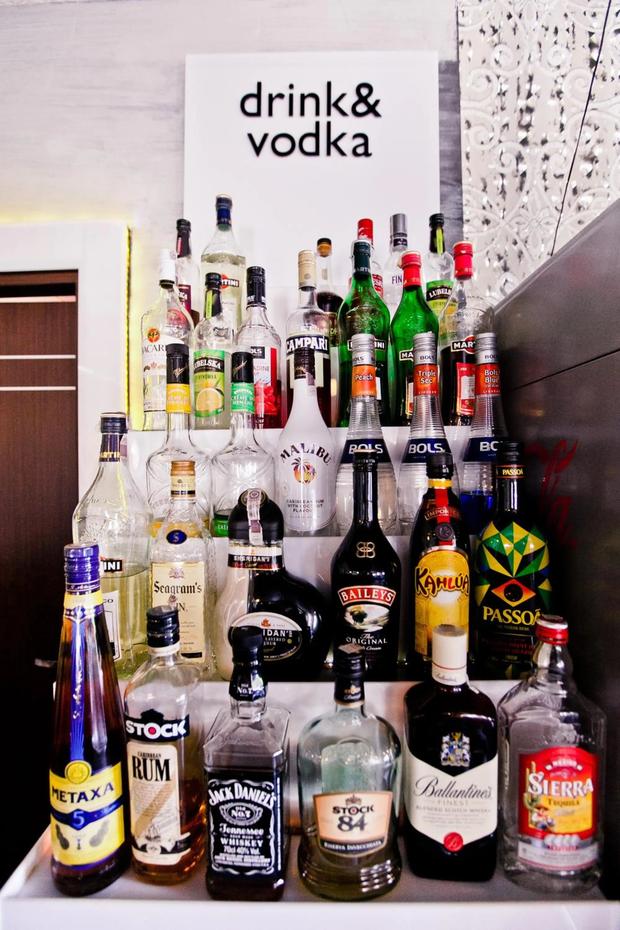 Restaurant/places to eat in Hotel Sulbin