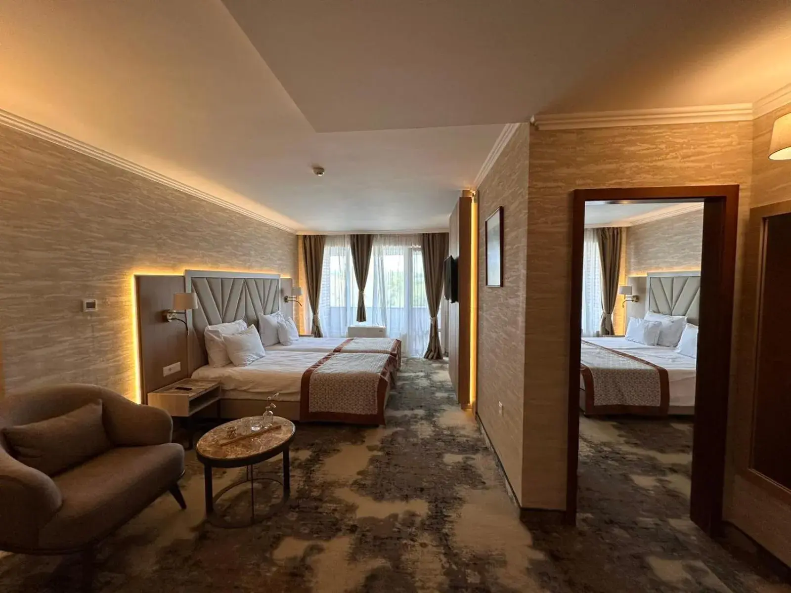 Family Room Comfort with Balcony in Hissar Spa Hotel Family Room Comfort with Balcony in Hissar Spa Hotel