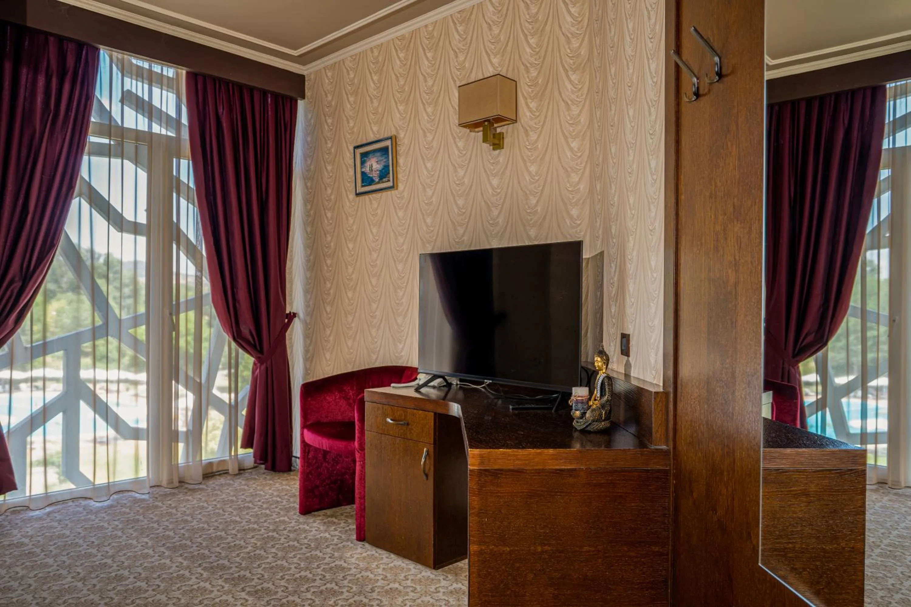 Seating area in Hissar Spa Hotel