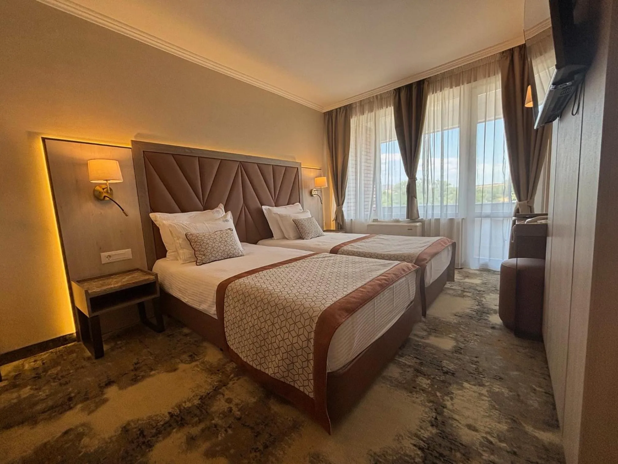 Property building, Bed in Hissar Spa Hotel