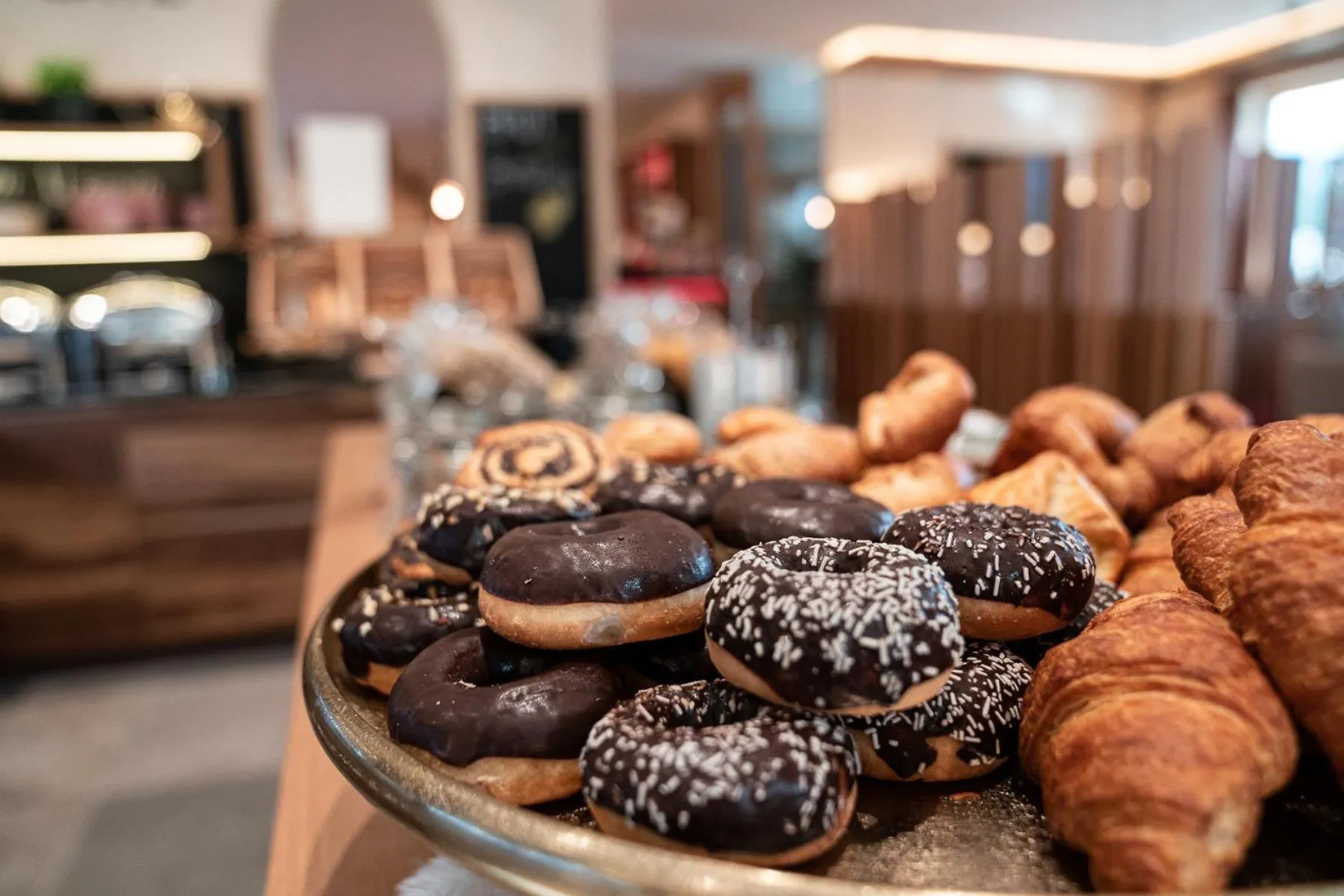 Breakfast in Burg1990