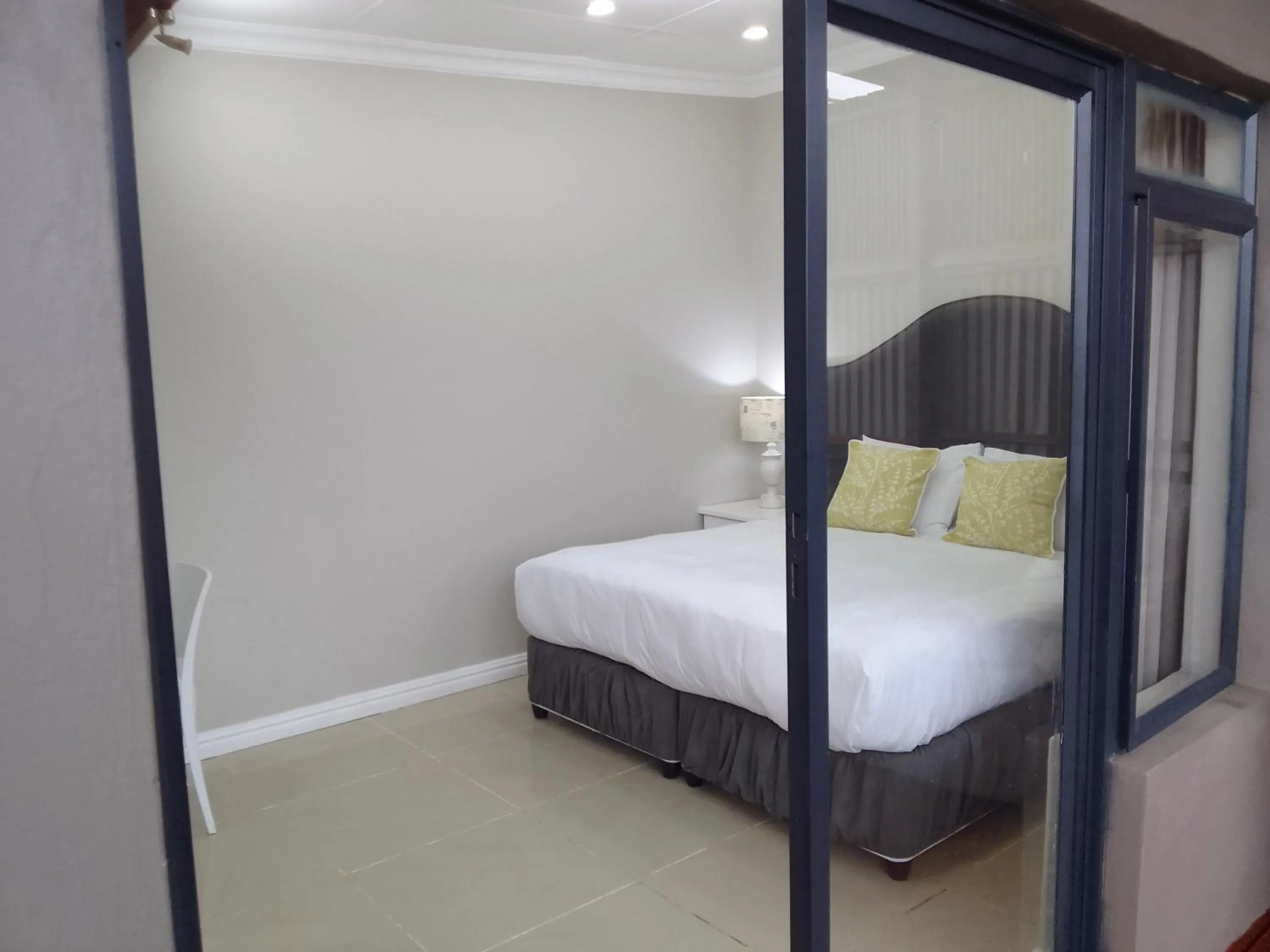 Photo of the whole room, Bed in The Gregory