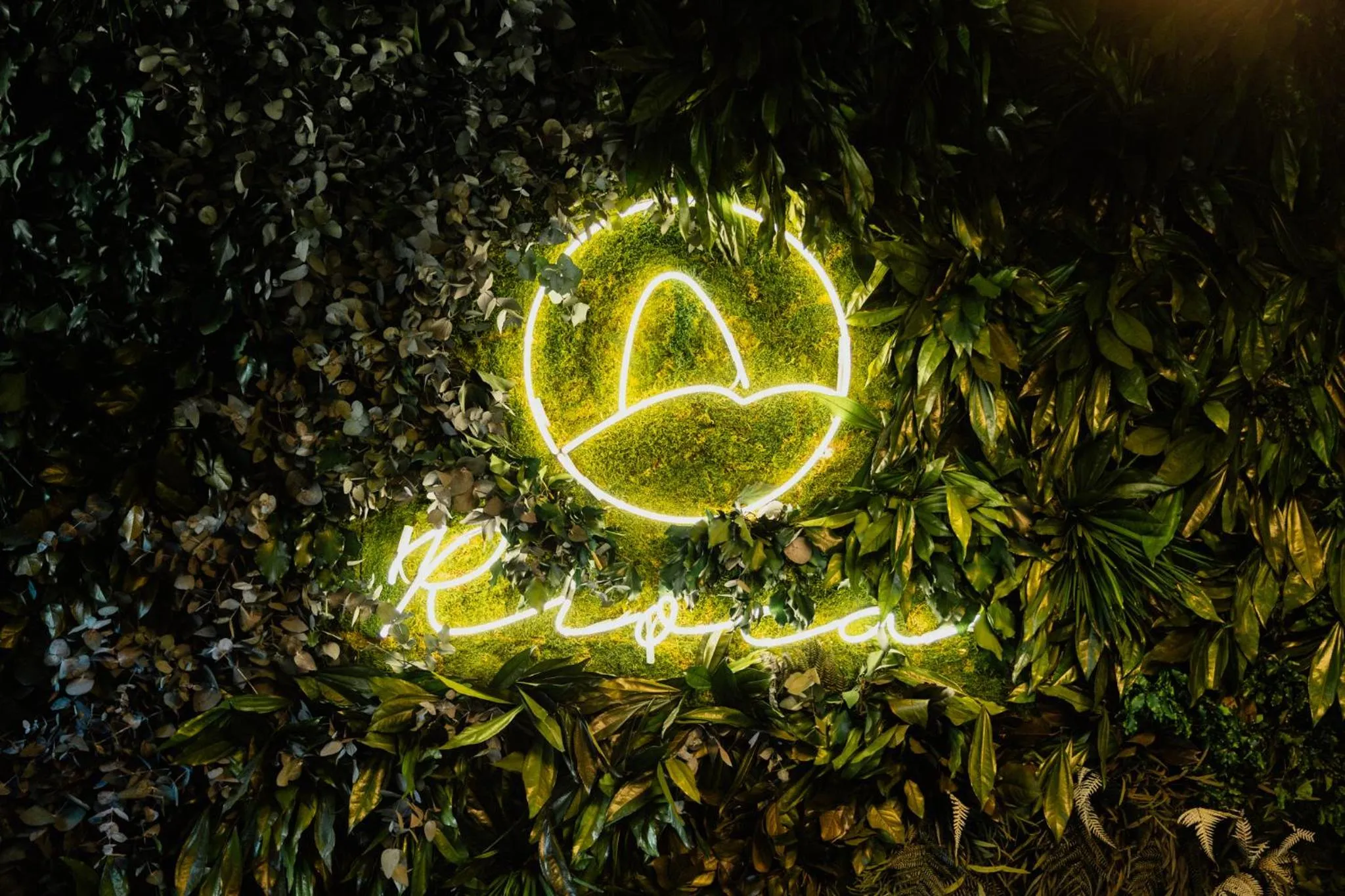 Property logo or sign in Rioca Vienna Posto 1