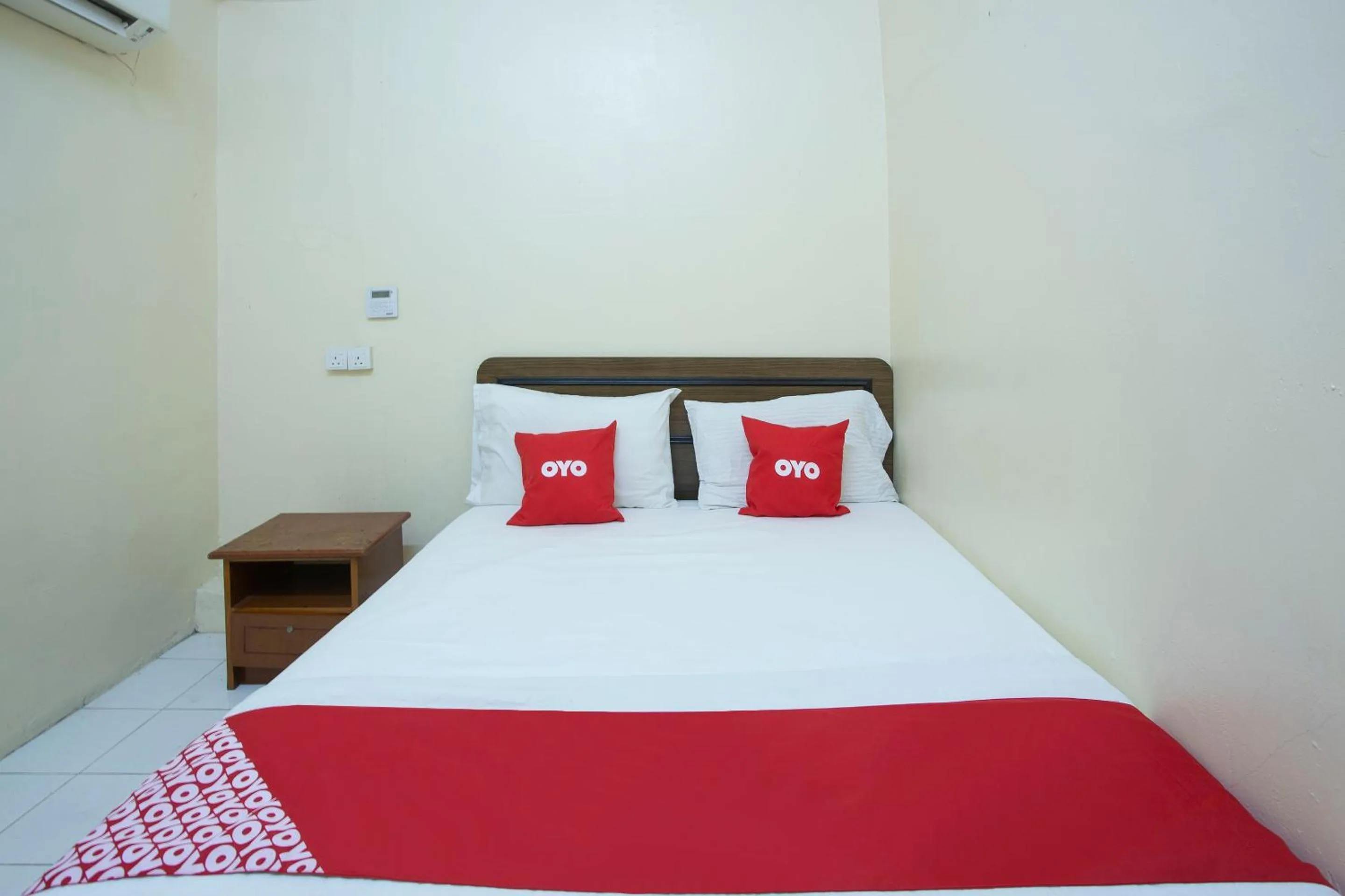 Bedroom, Bed in Hotel O Perfect Class Hotel