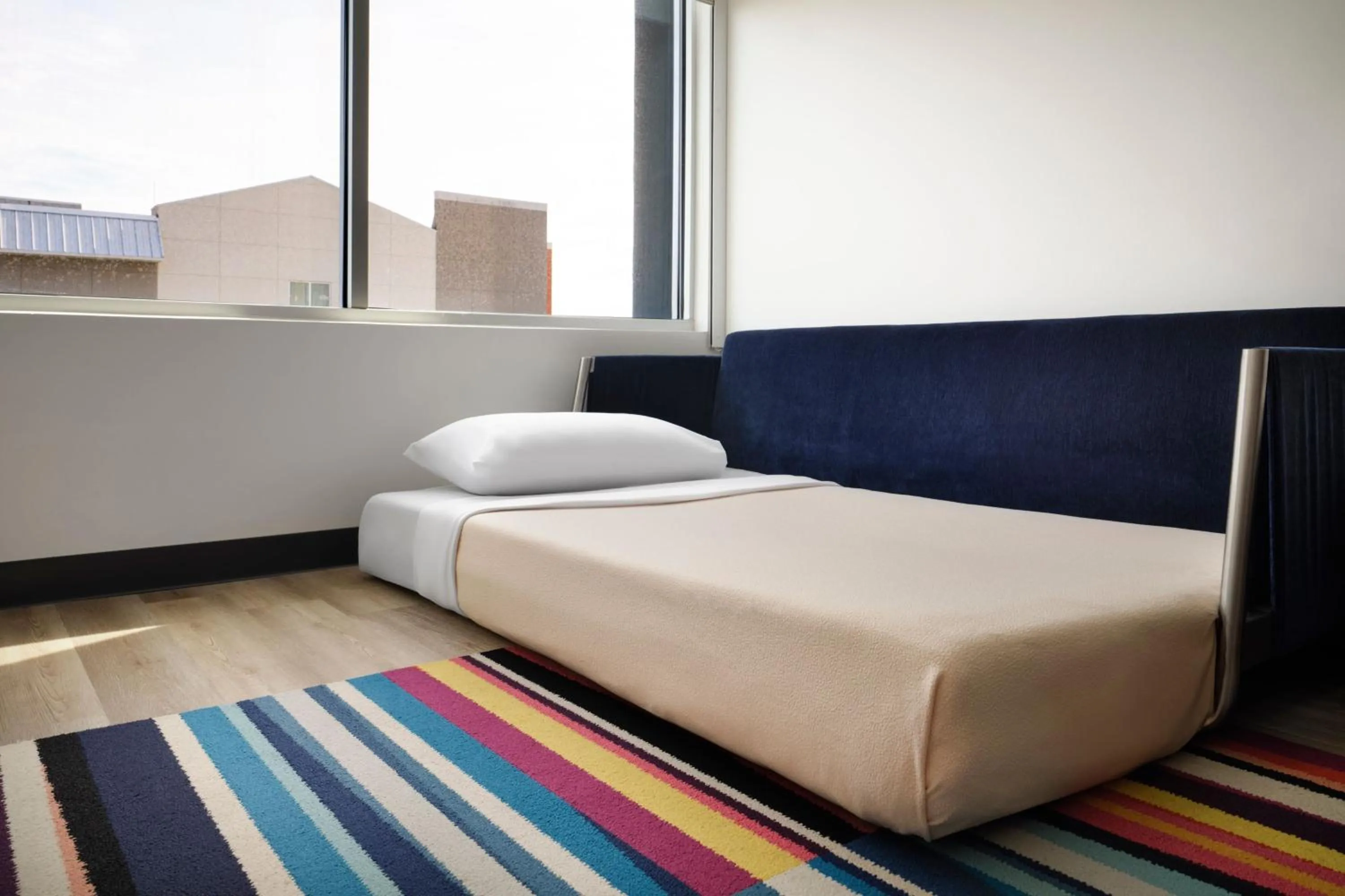 Photo of the whole room, Bed in Aloft Orlando Lake Buena Vista