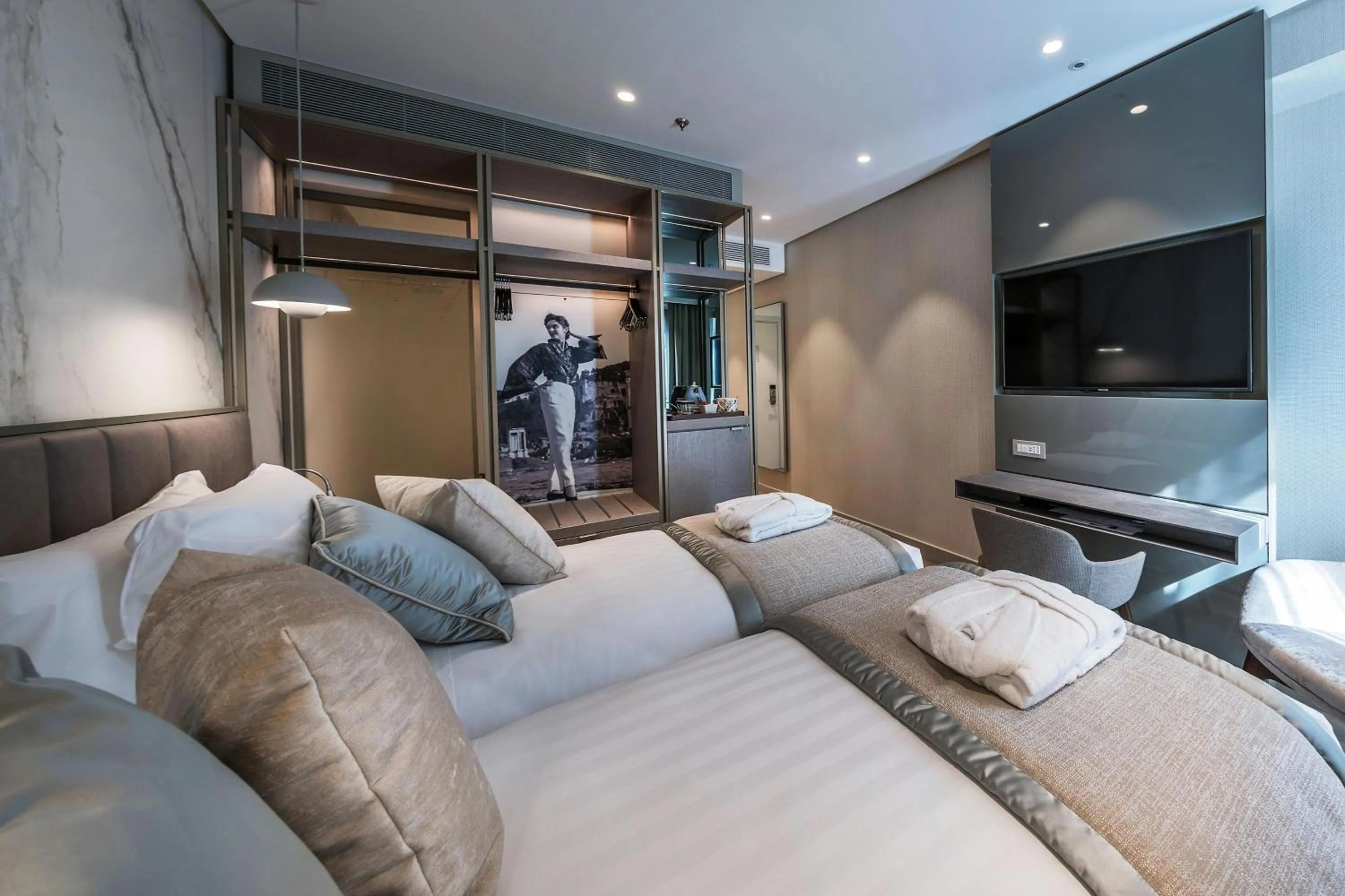 Photo of the whole room, Bed in The Regency, Rome, a Tribute Portfolio Hotel