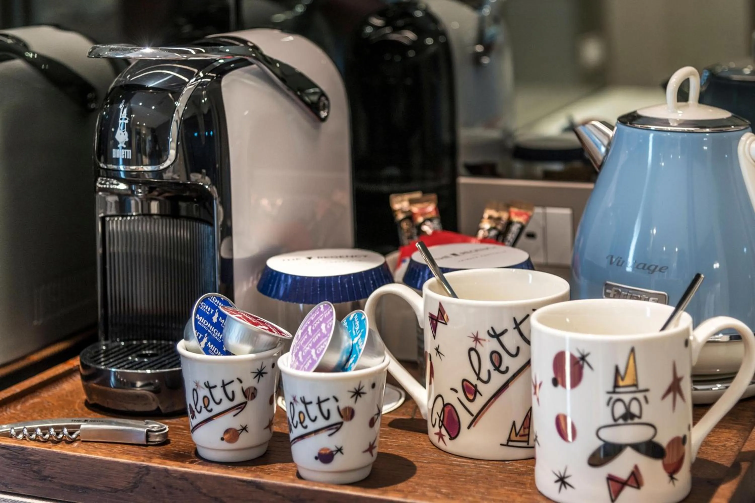 Photo of the whole room in The Regency, Rome, a Tribute Portfolio Hotel