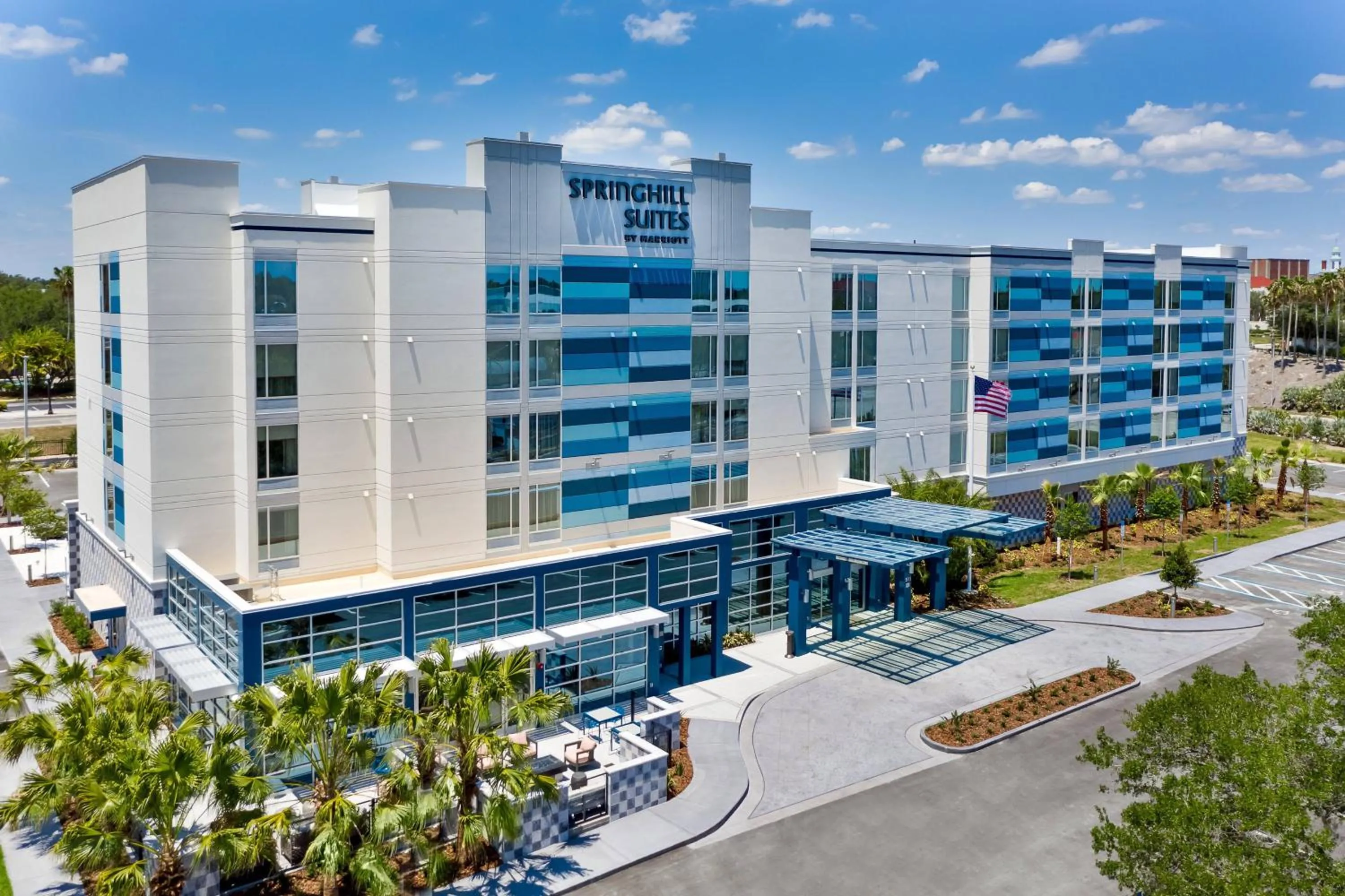 Property building in SpringHill Suites Lakeland