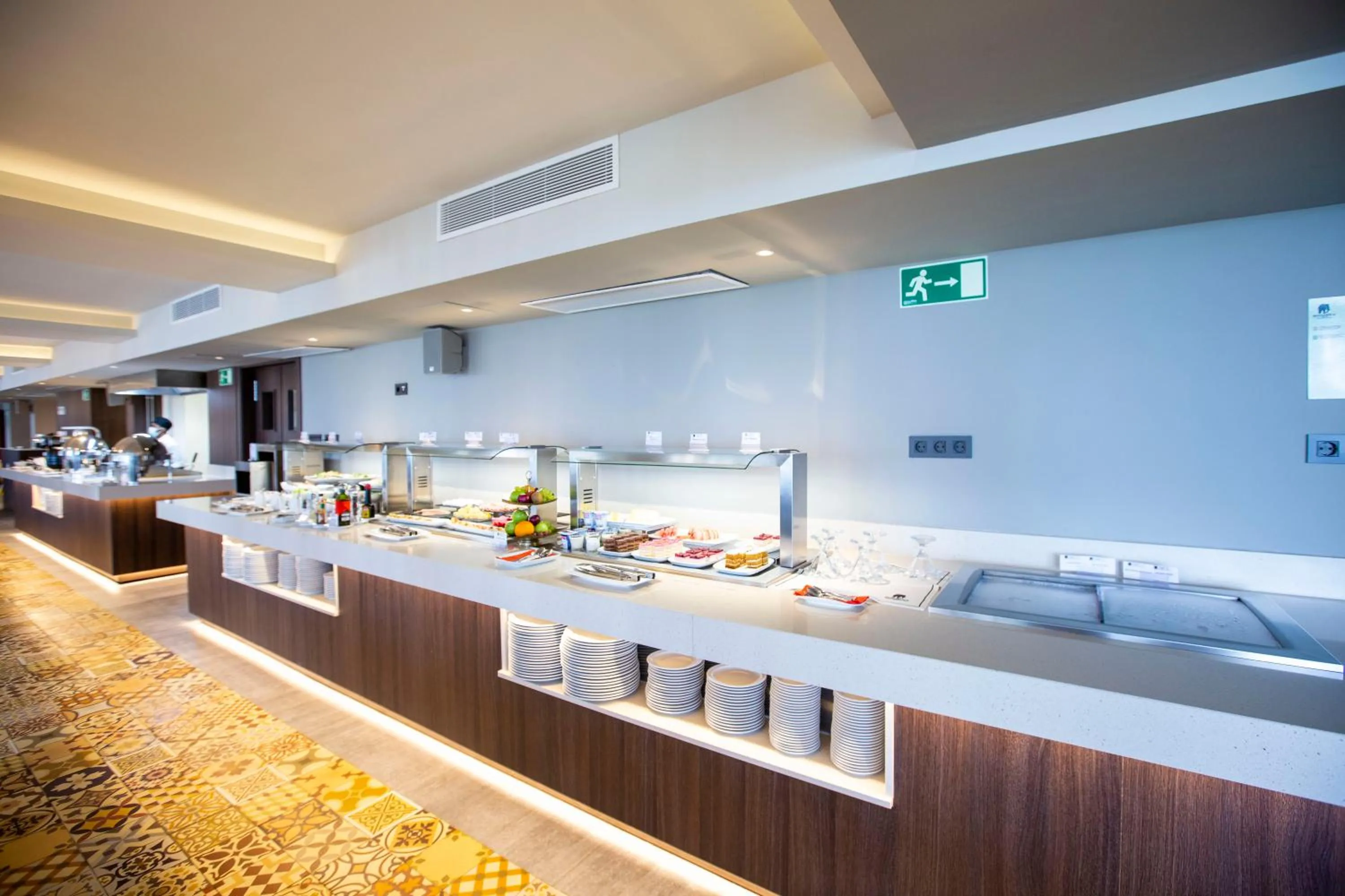 Restaurant/places to eat in Panafrica Hotel Boutique & Spa