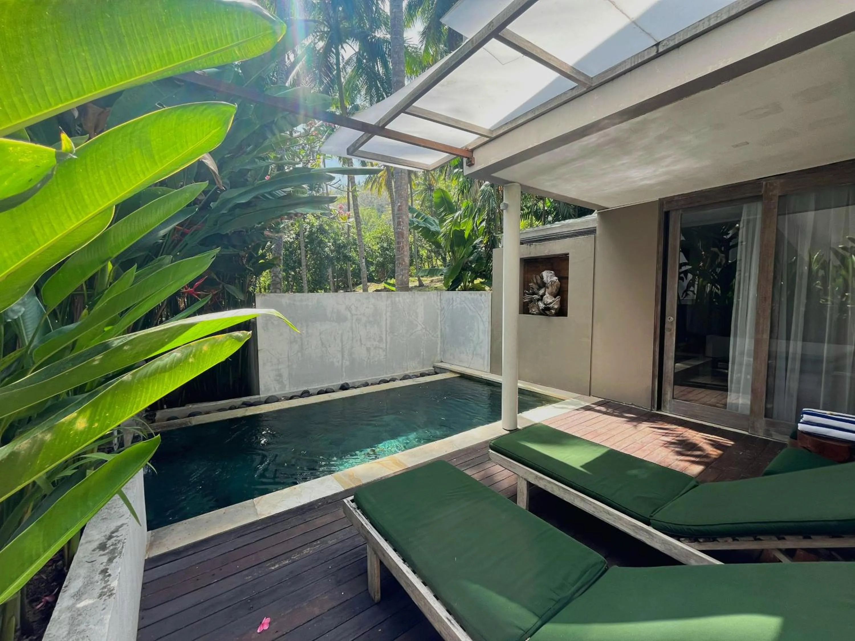 Swimming pool in Svarga Resort Lombok