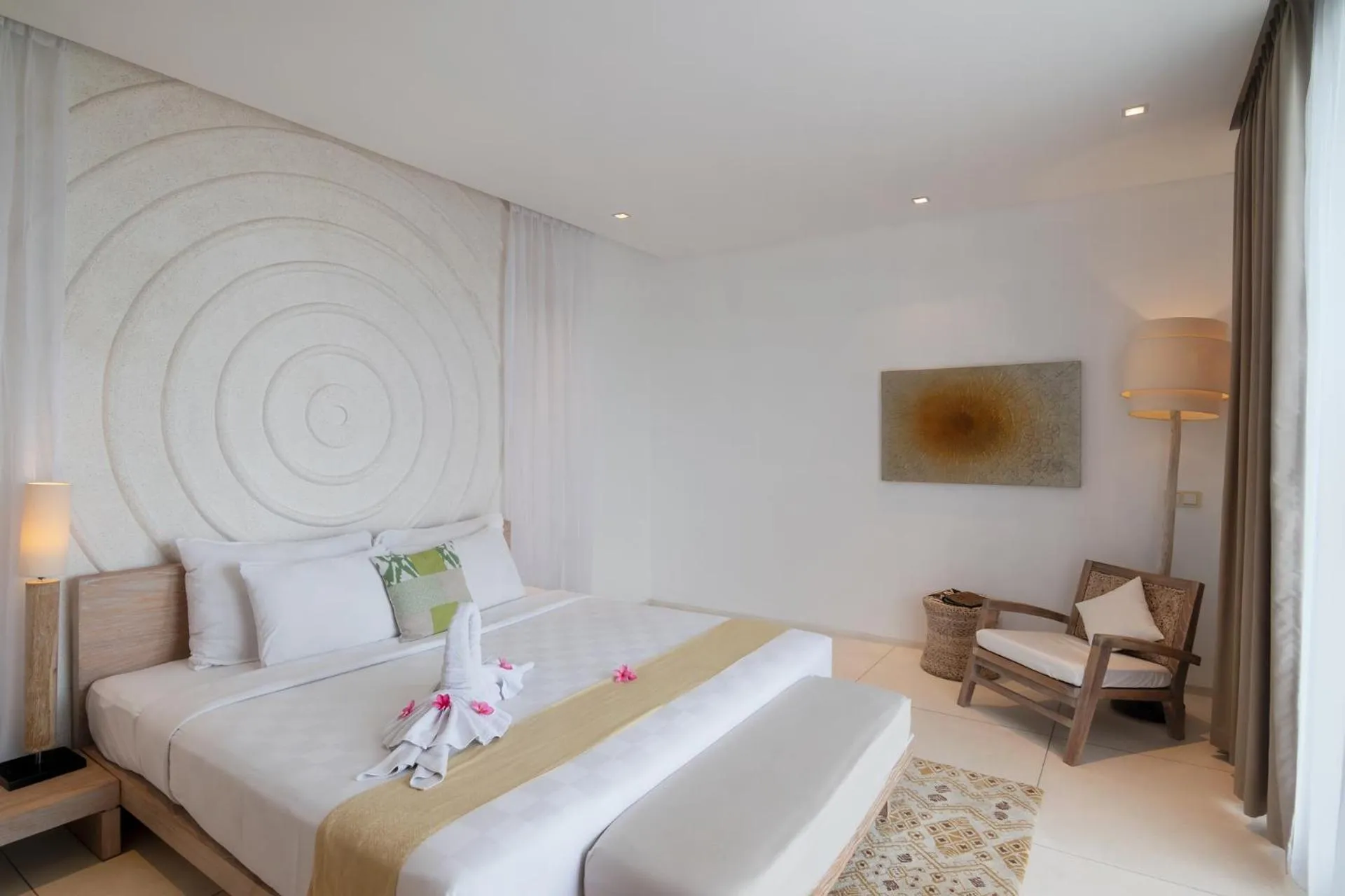 Communal lounge/ TV room, Bed in Svarga Resort Lombok