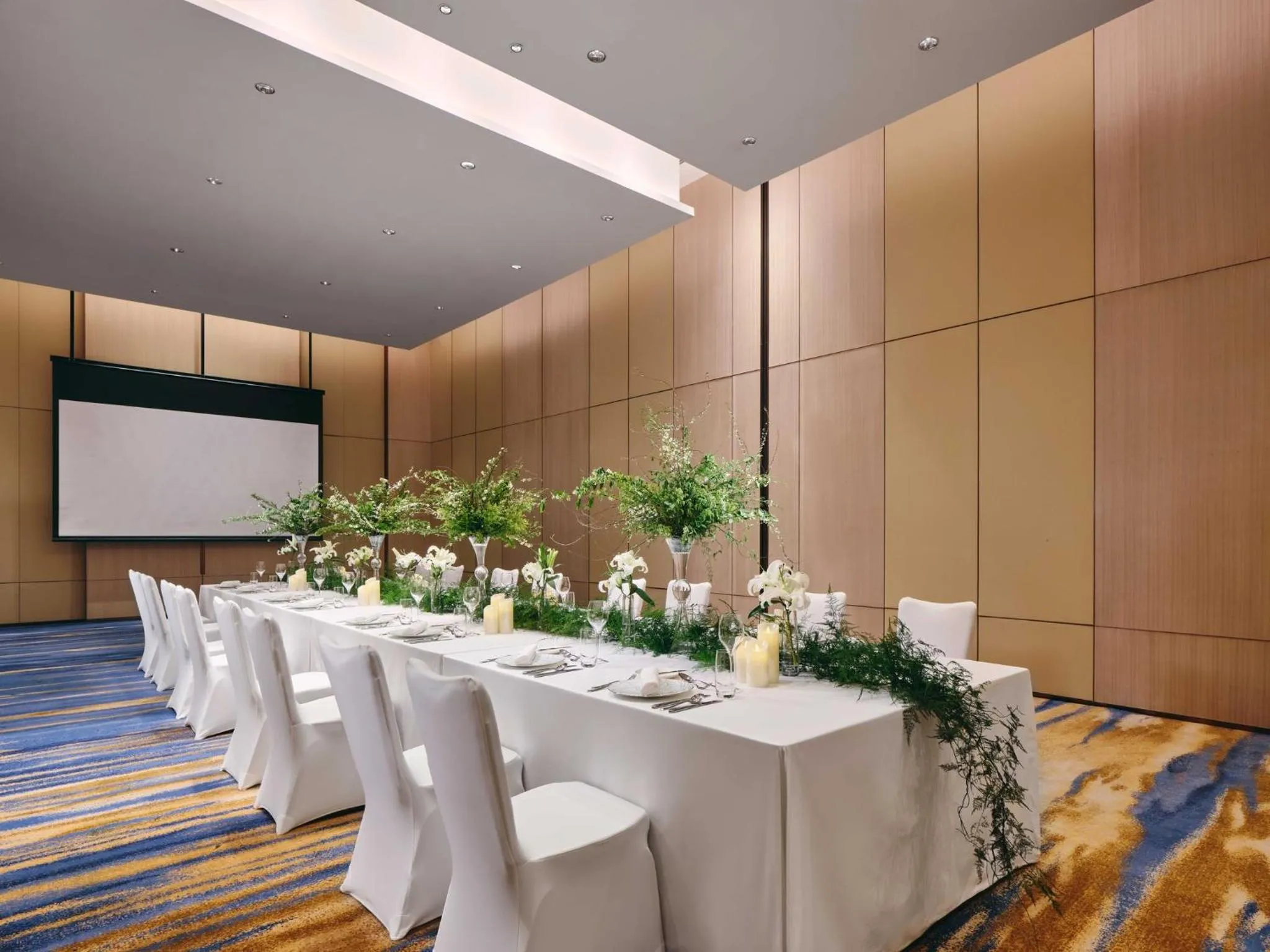 Meeting/conference room in InterContinental Chongqing Raffles City by IHG