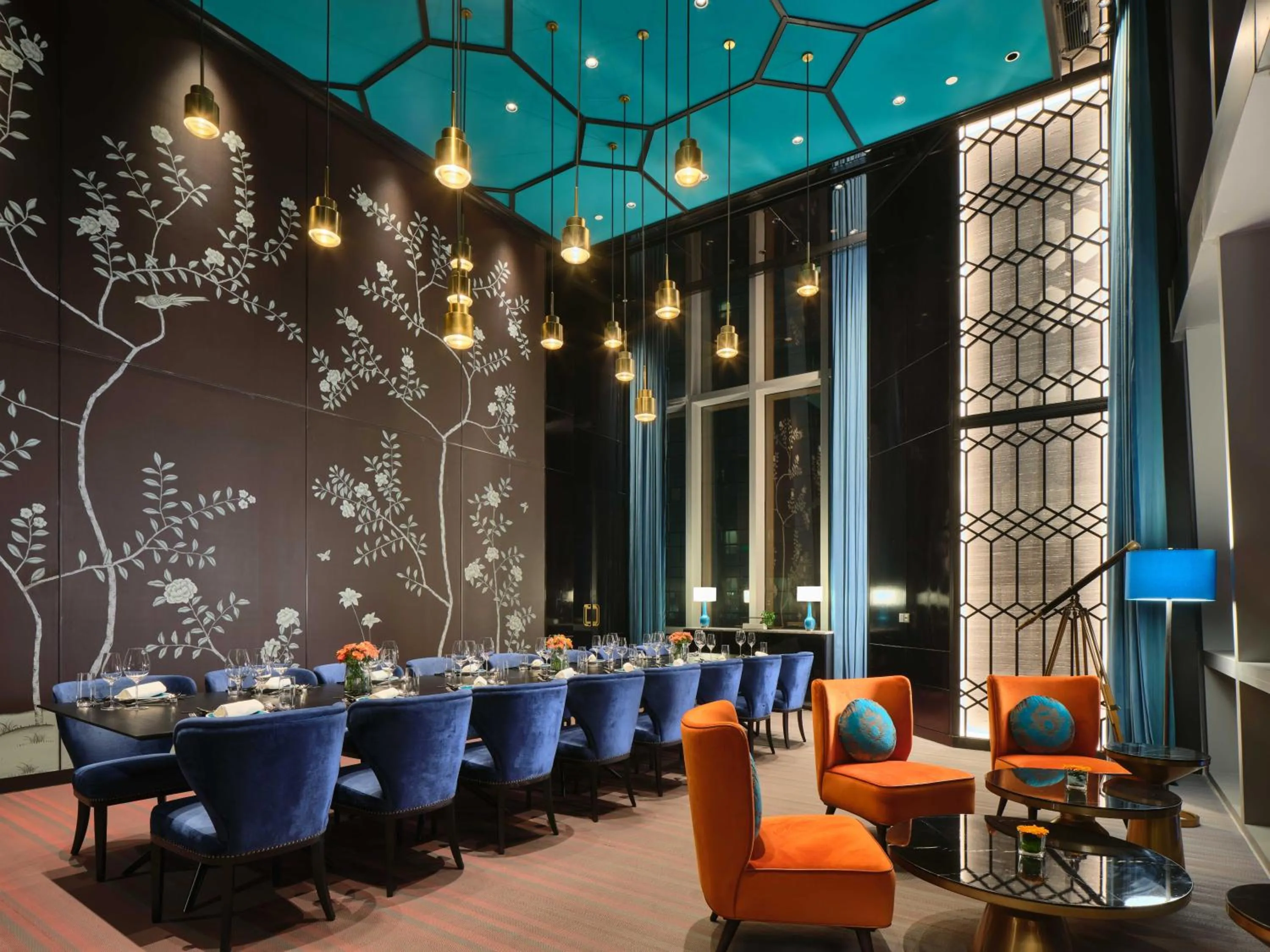 Restaurant/places to eat in InterContinental Chongqing Raffles City by IHG