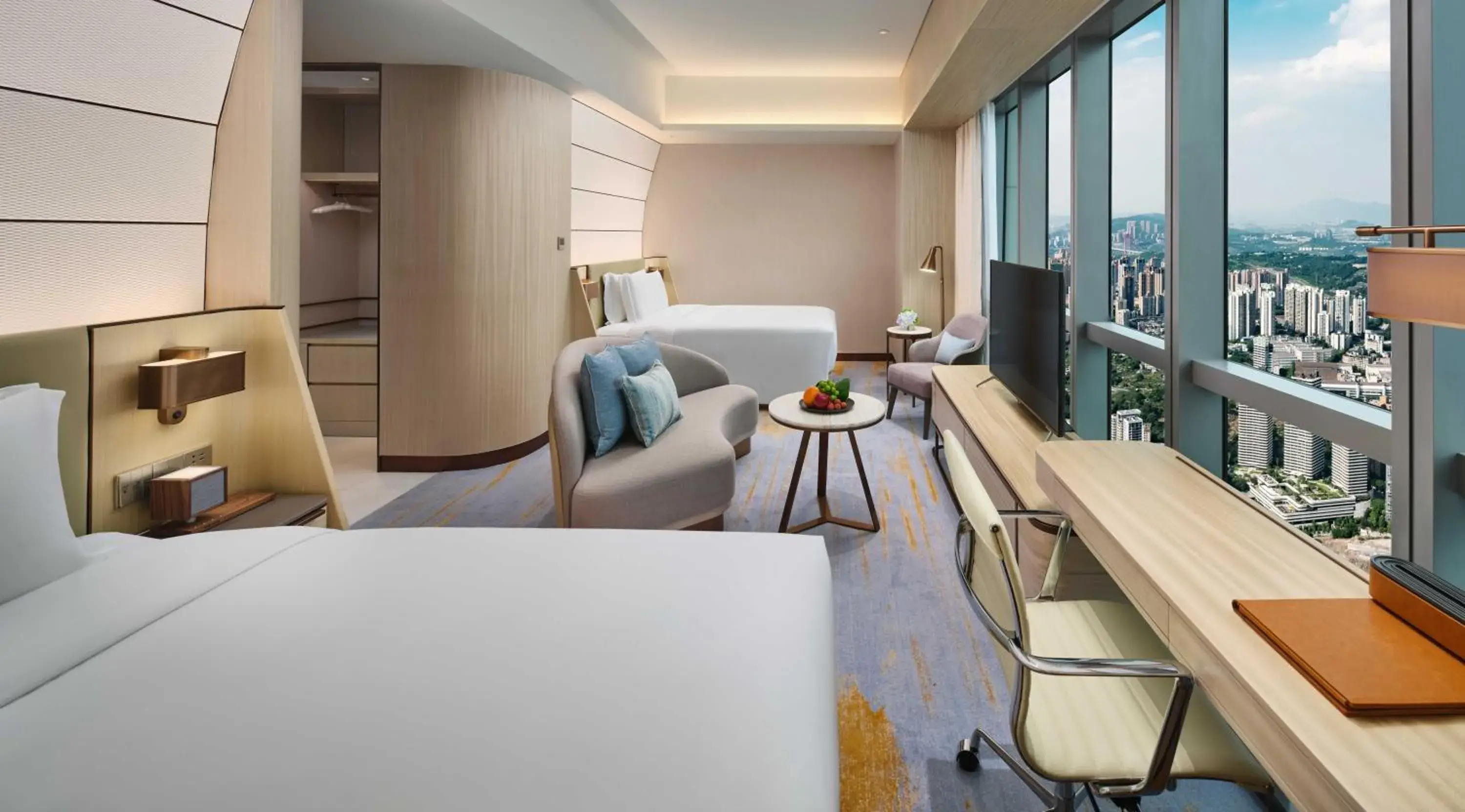 Premium Double Room with Two Double Beds and City View in InterContinental Chongqing Raffles City by IHG Premium Double Room with Two Double Beds and City View in InterContinental Chongqing Raffles City by IHG