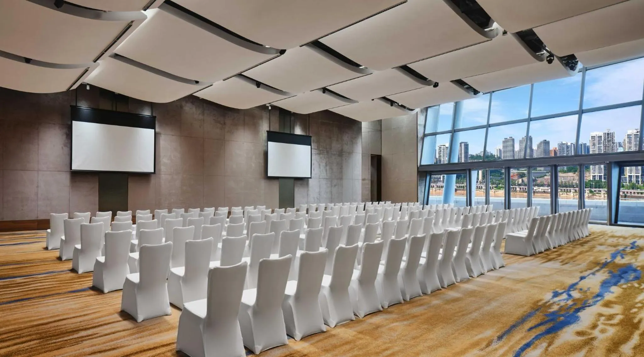 Banquet/Function facilities in InterContinental Chongqing Raffles City by IHG